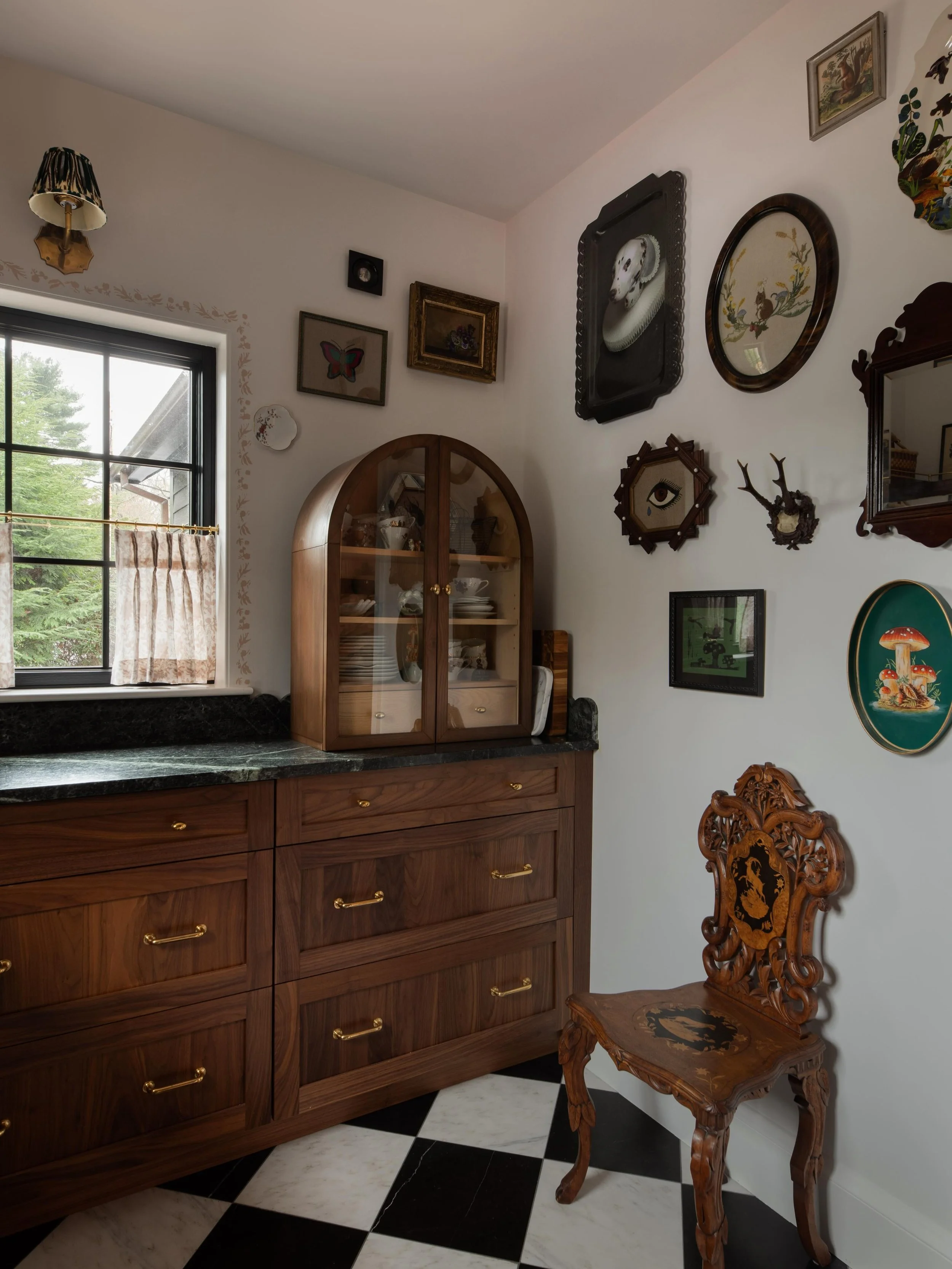 Favorite corner of our kitchen. This is actually the pantry, where all the appliances and cabinets are hidden, aka, where all the business happens.

The main kitchen has green cabinetry with a walnut island from @metcabinet  and we carried the walnut