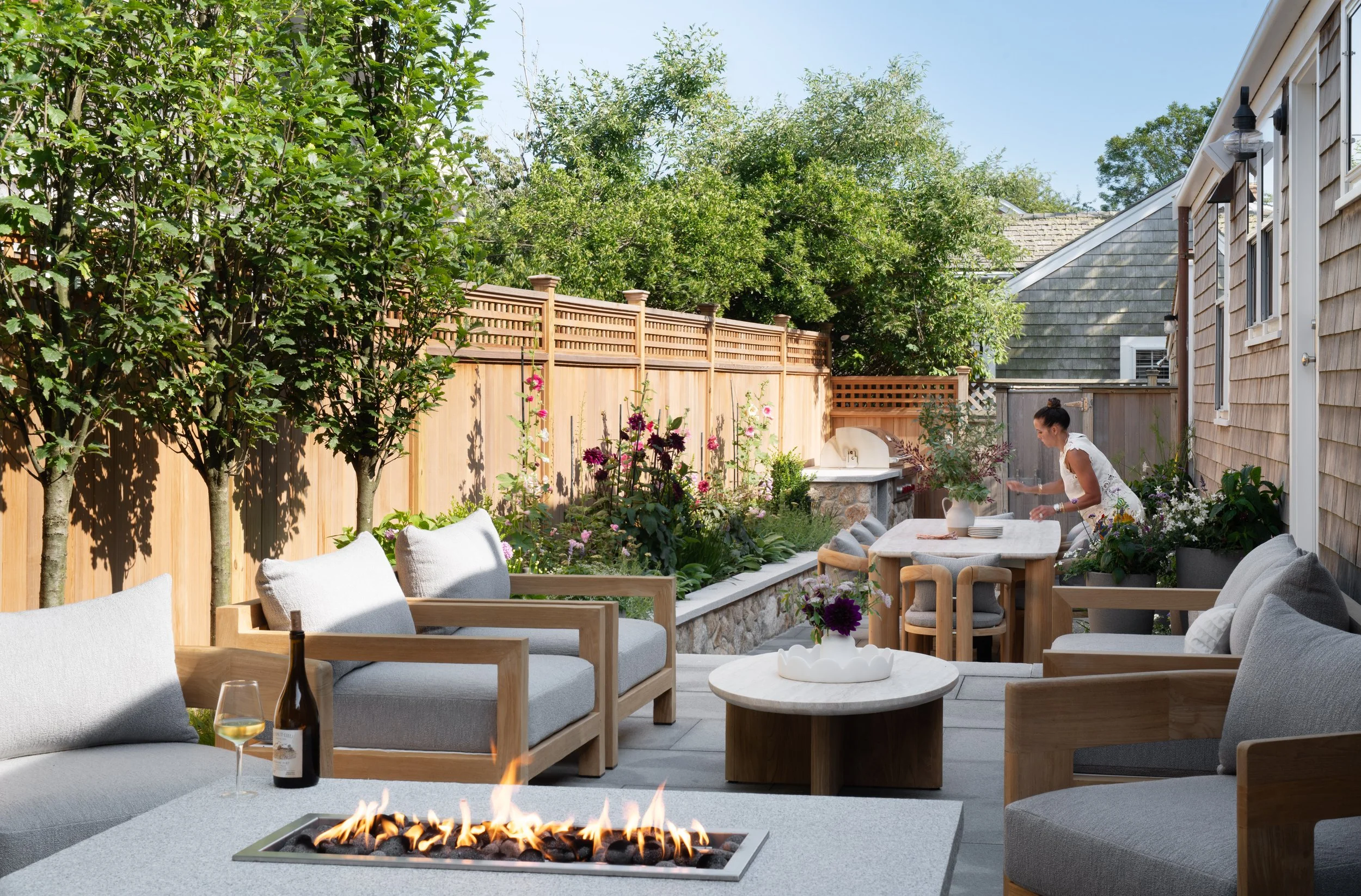 NoelaniZervasDesign_PrettyLibertyPatio_jessicadelaney-3-32b.jpg