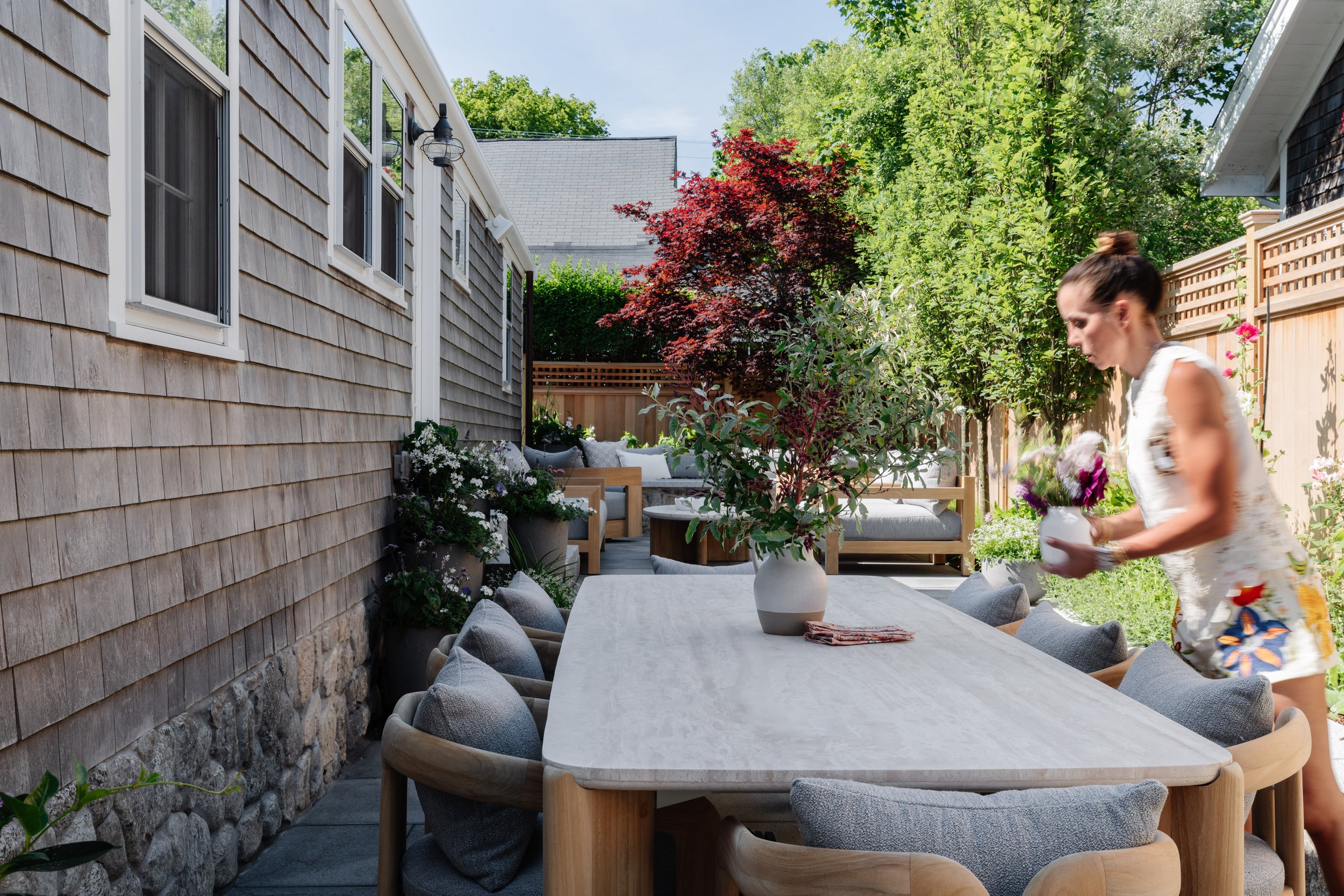 NoelaniZervasDesign_PrettyLibertyPatio_jessicadelaney-3-3.jpg