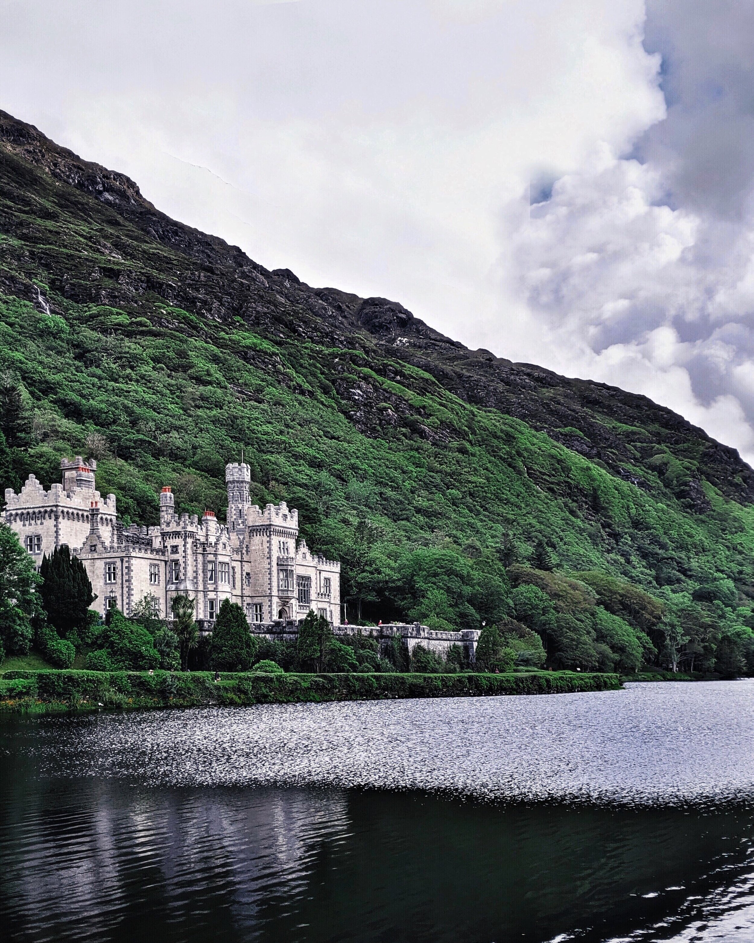 Kylemoreabbey_1.jpeg