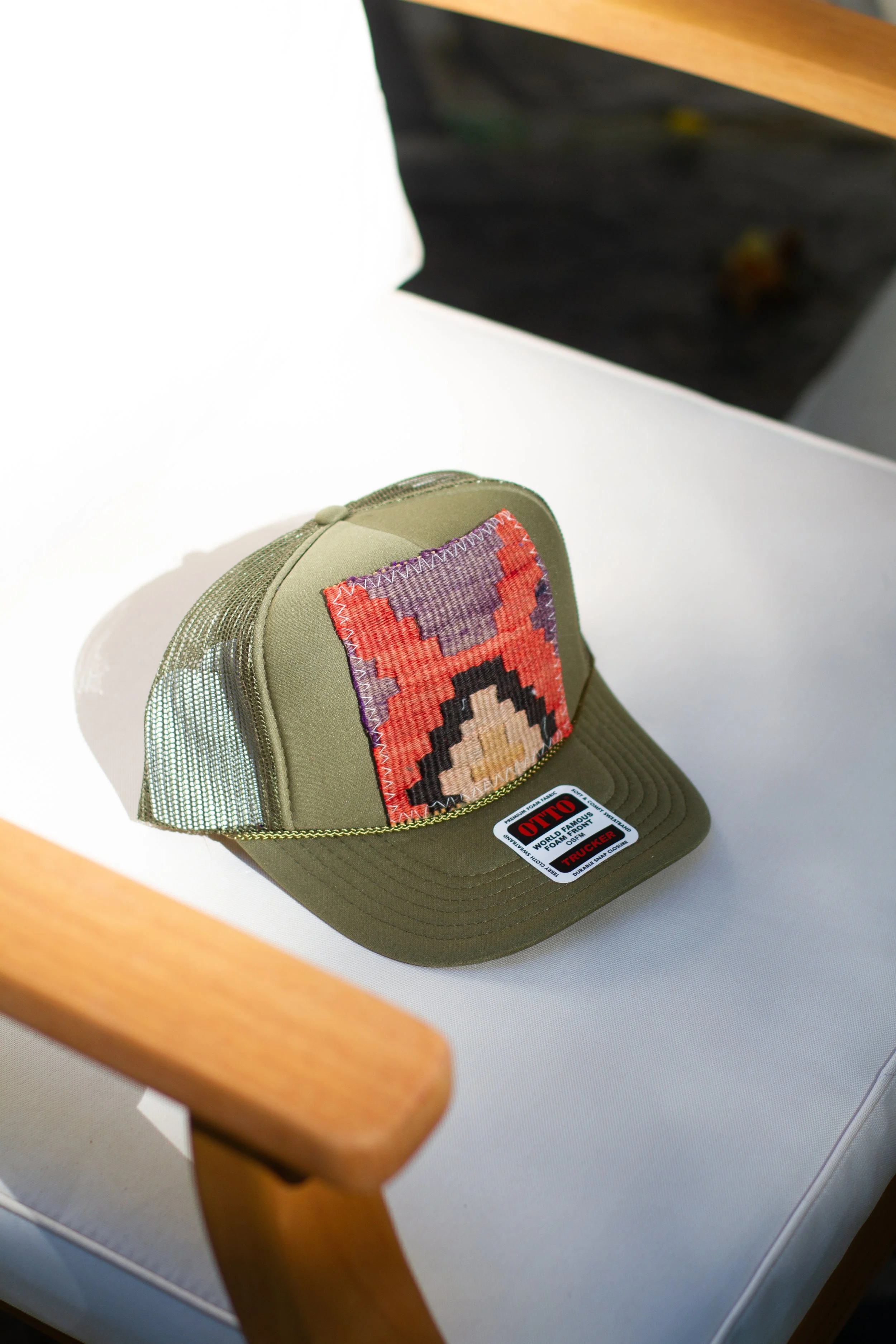KILIM Patch Trucker Hat-OLIVE