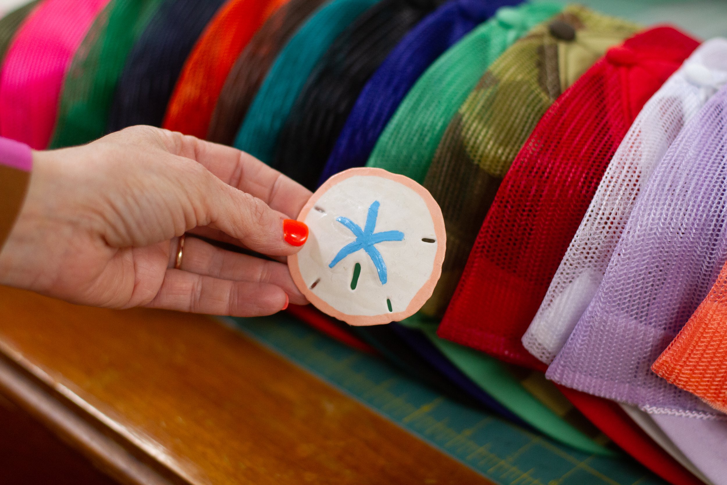 PAINTED SAND DOLLAR Trucker