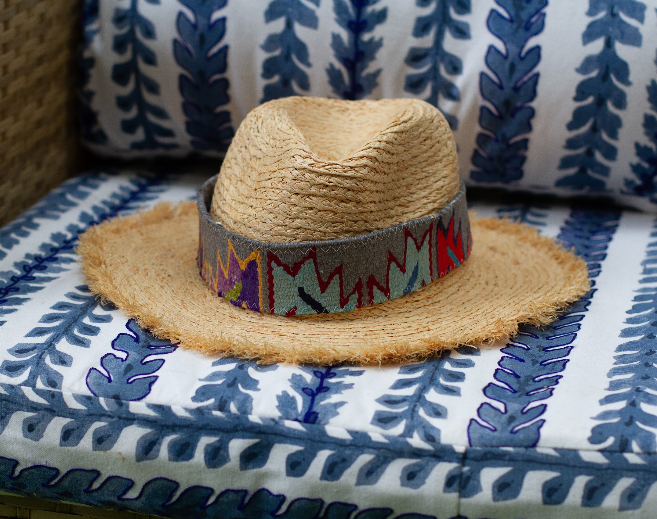 KILIM Band Raffia Fringe Hat