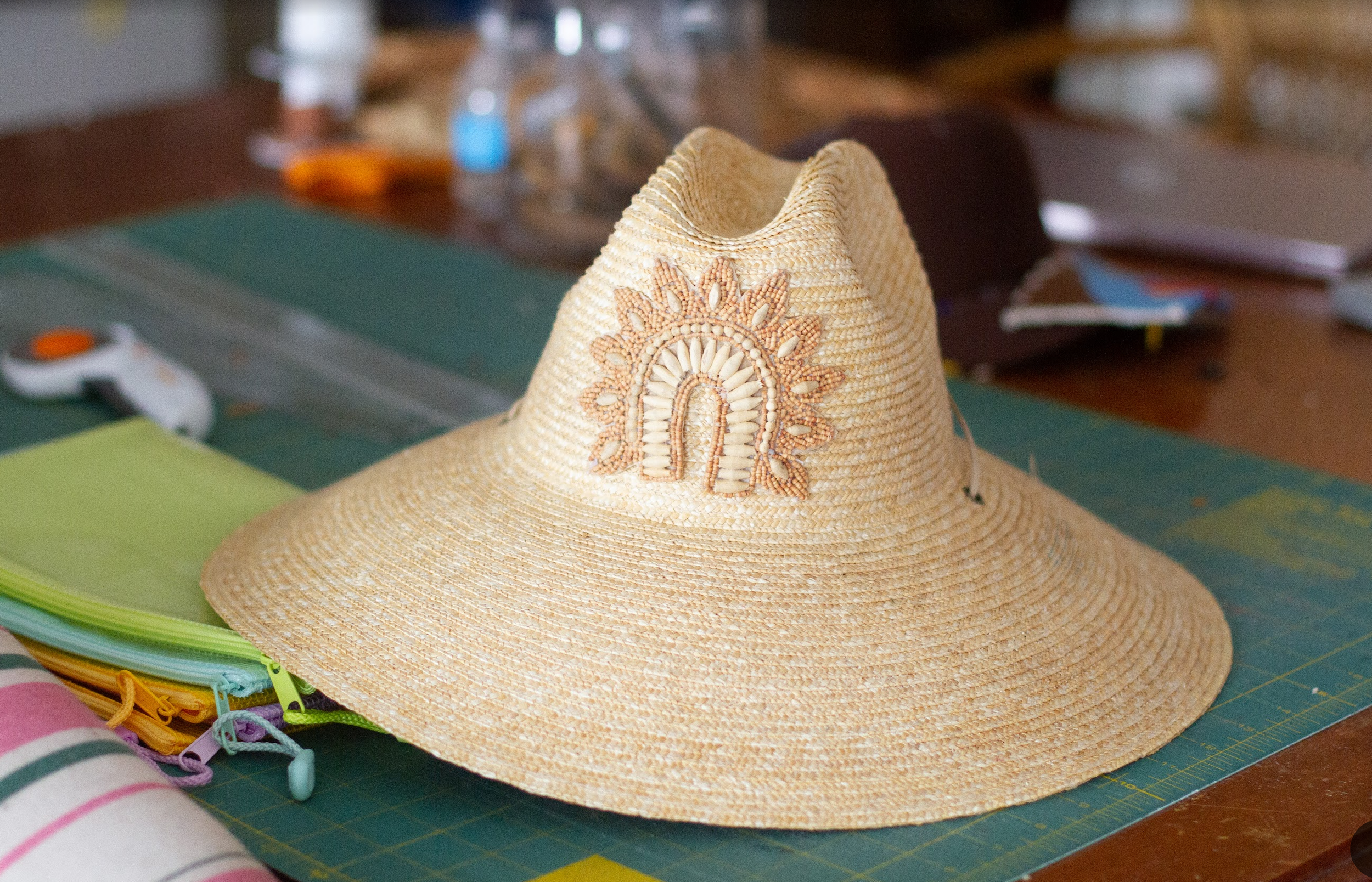 Arch Medallion Wooden Bead Straw Hat