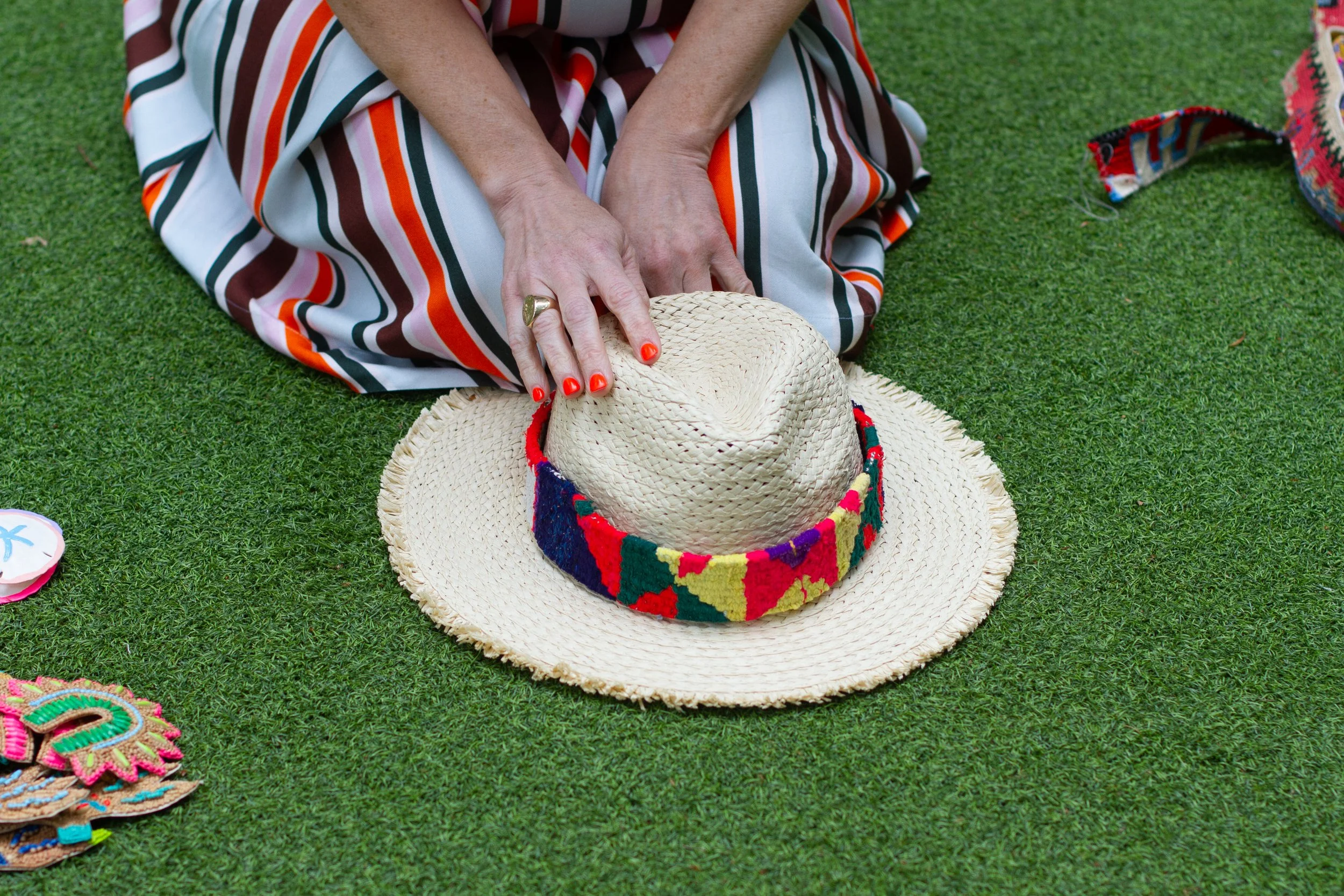 KILIM Band Raffia Fringe Hat