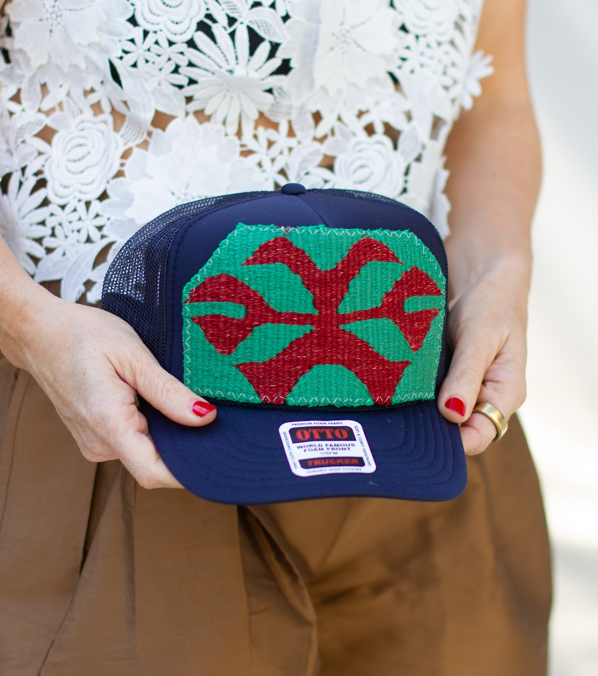 KILIM Patch Trucker Hat -NAVY