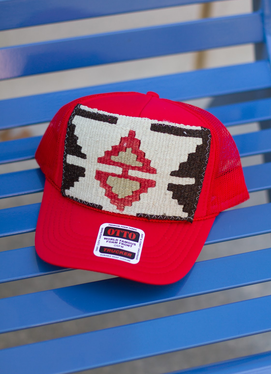 KILIM Patch Trucker Hat -RED
