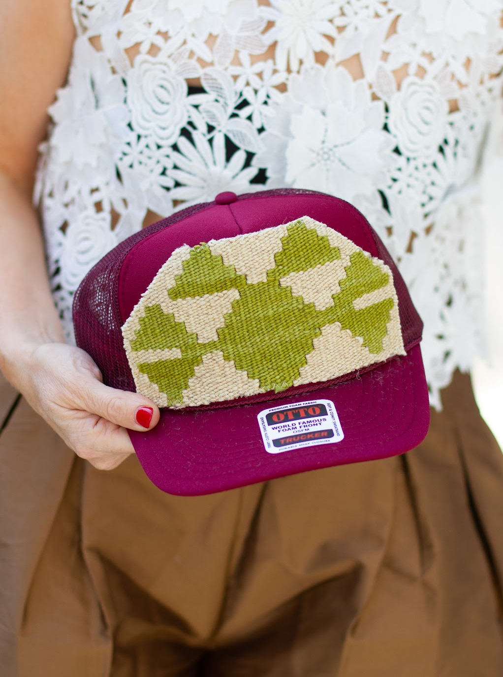 KILIM Patch Trucker Hat -MERLOT