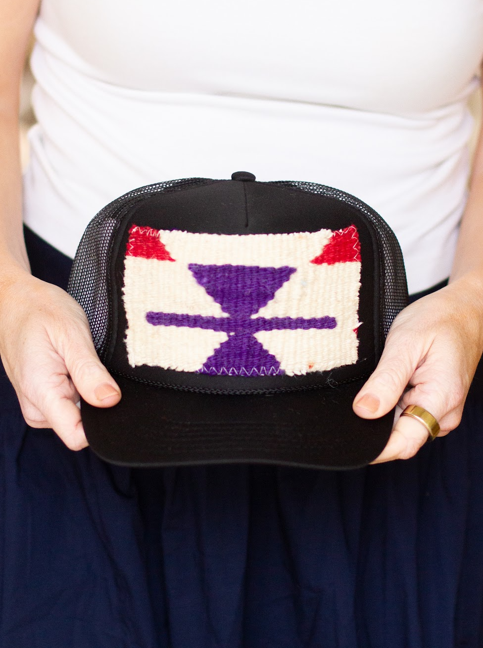 Orijinal Look Black Wool Kilim Hat Orijinal Trucker Hat - Black – Sami Anne Clothing main image 3