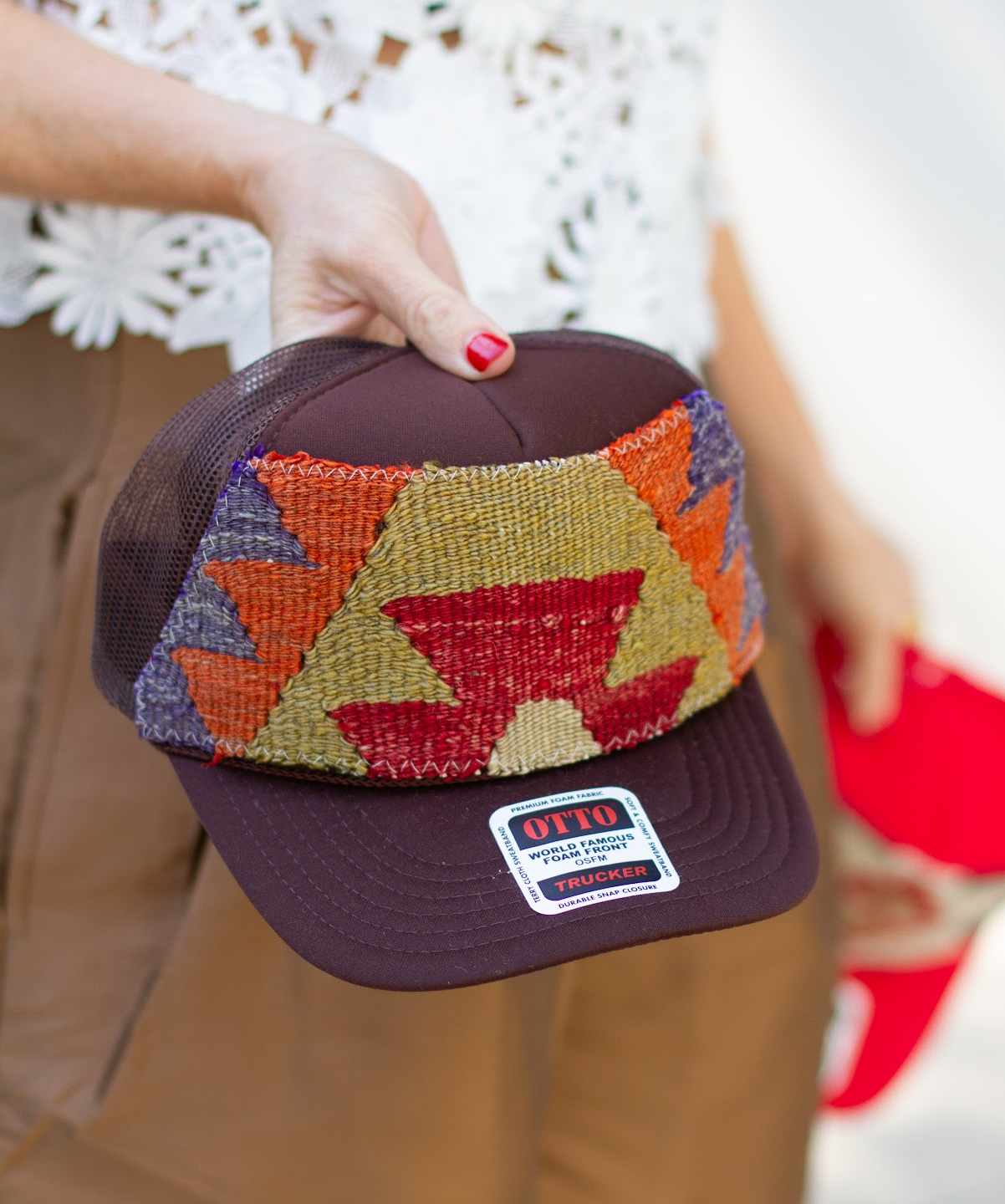 KILIM Patch Trucker Hat - BROWN