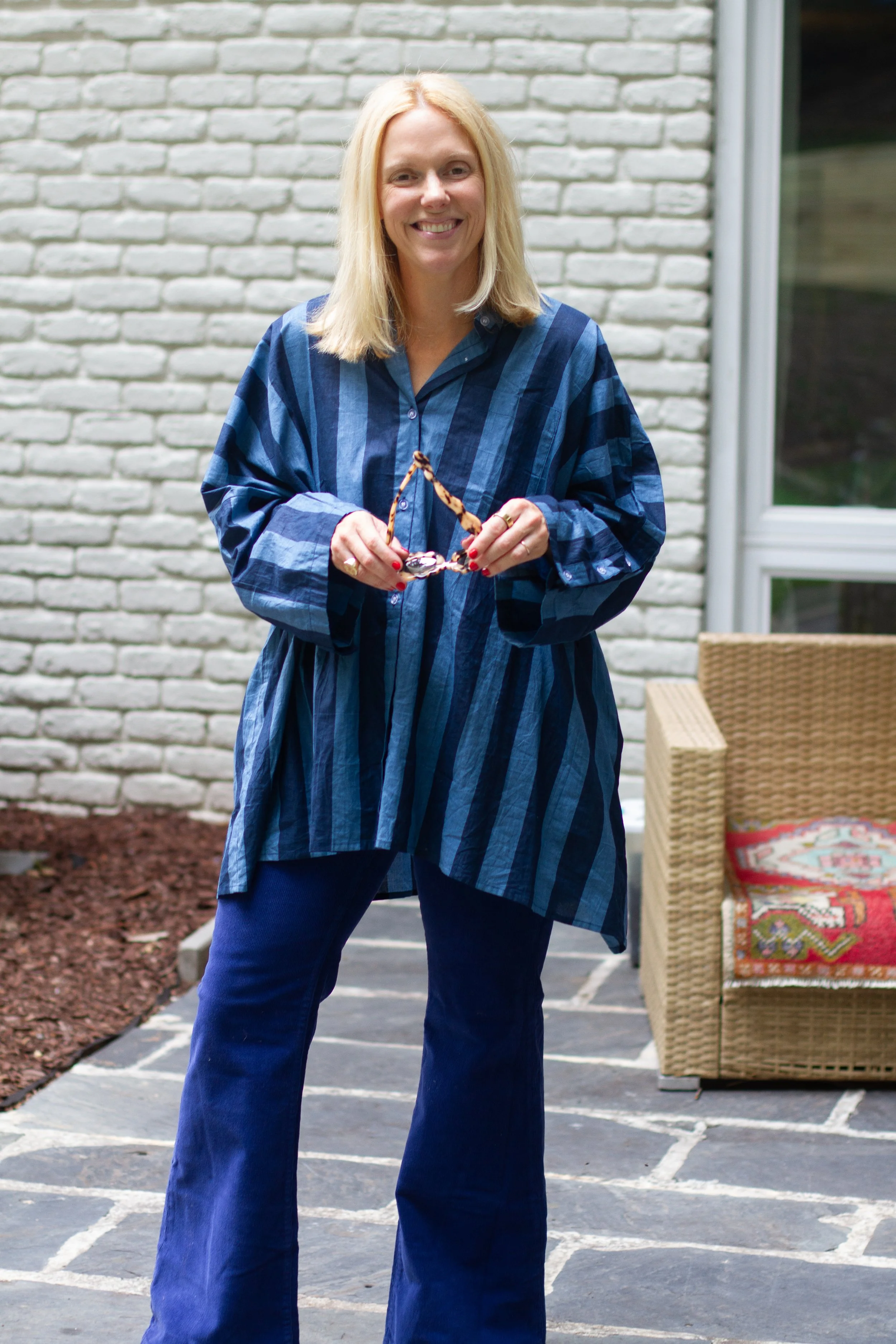 The Boyfriend Button Down - Navy