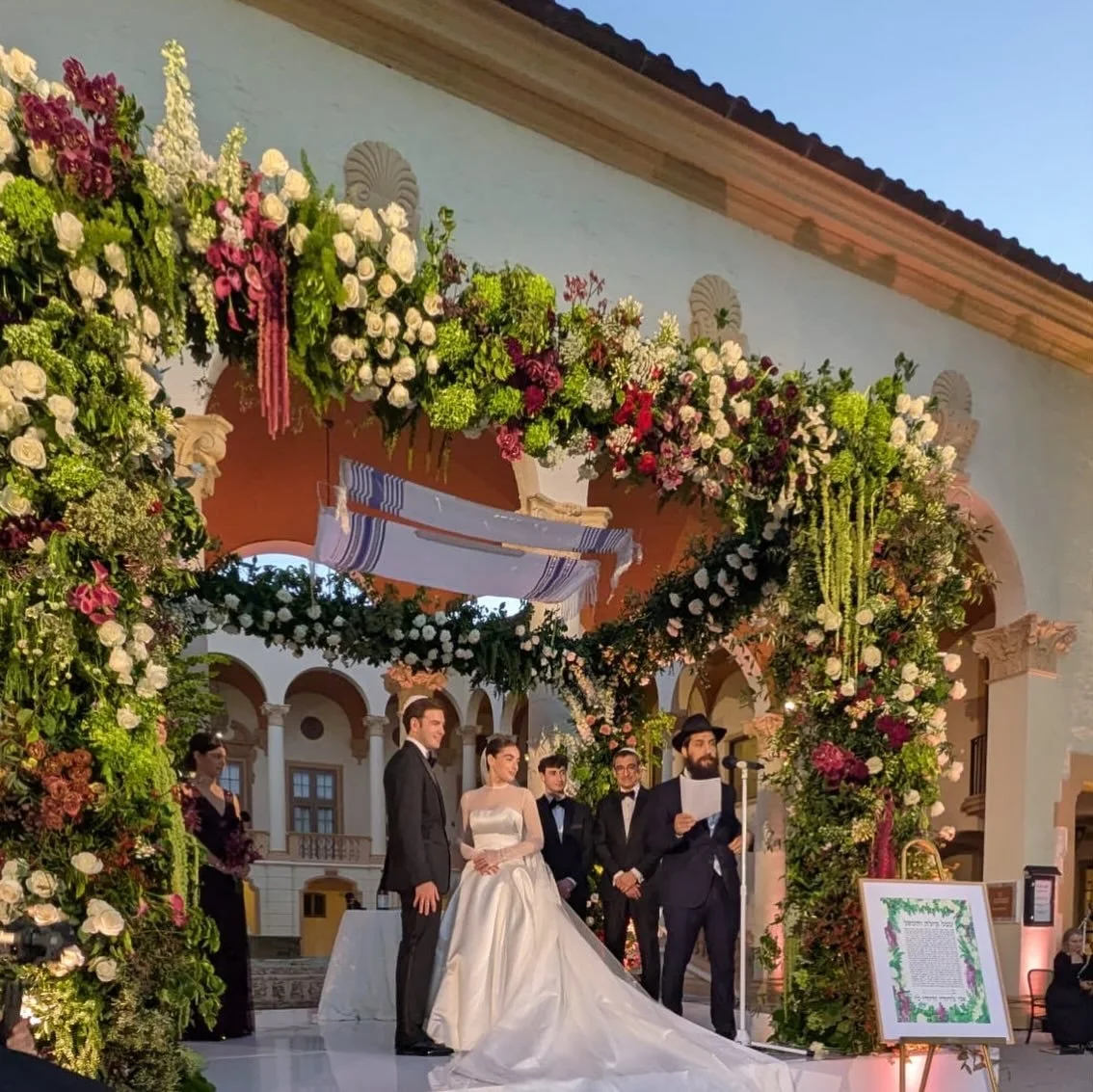 ✨ Two weeks &bull; Two magical chuppahs &bull; Two beautiful Jewish homes beginning ✨
Mazel Tov! 🥂🎉
