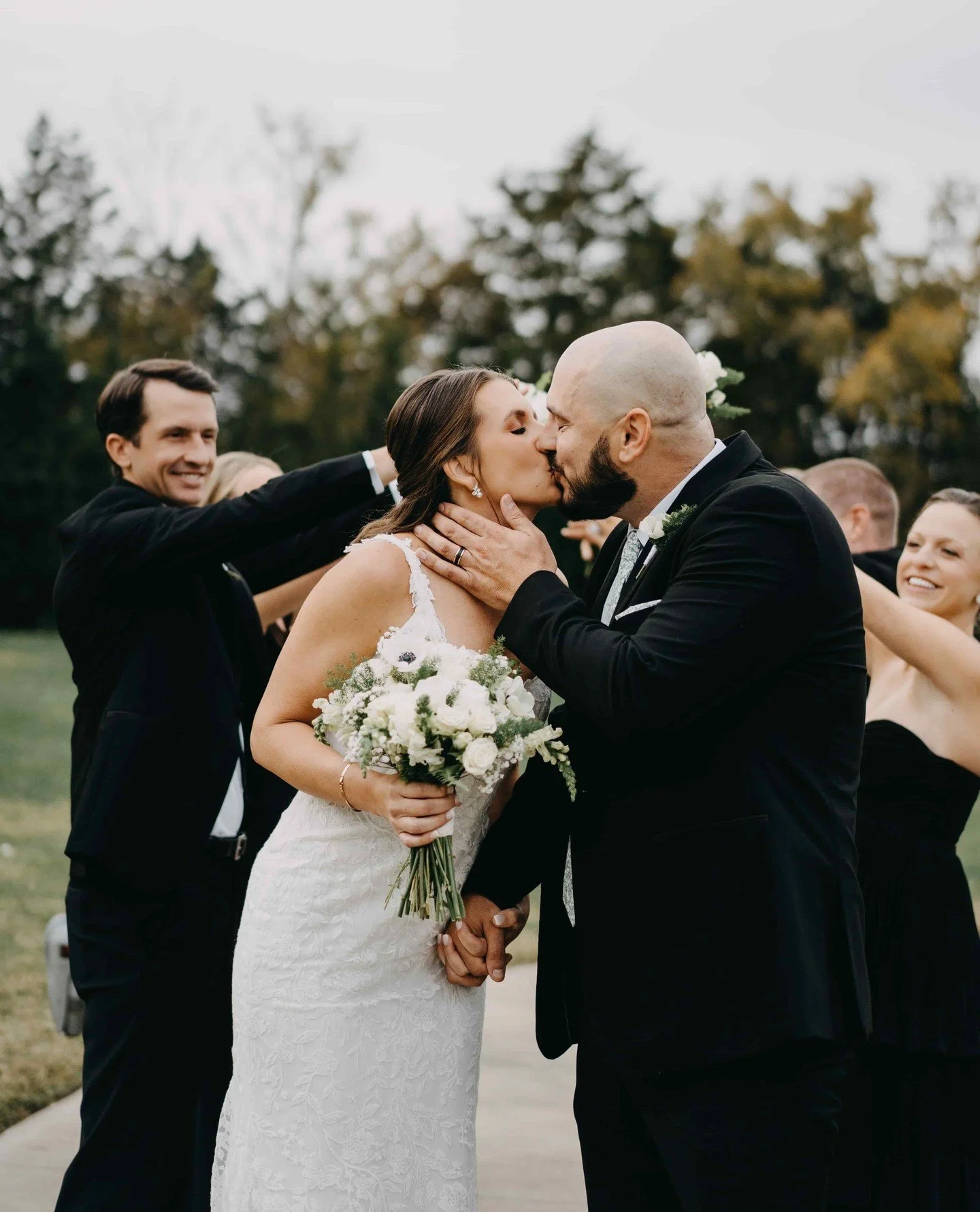 Last year at The Barn at Sycamore Farms 🤍⁠
⁠
A timeless fall wedding with a classic look, soft white florals, and effortless elegance from start to finish. We had some surprisingly cold weather but nothing could stop the wedding party from having th