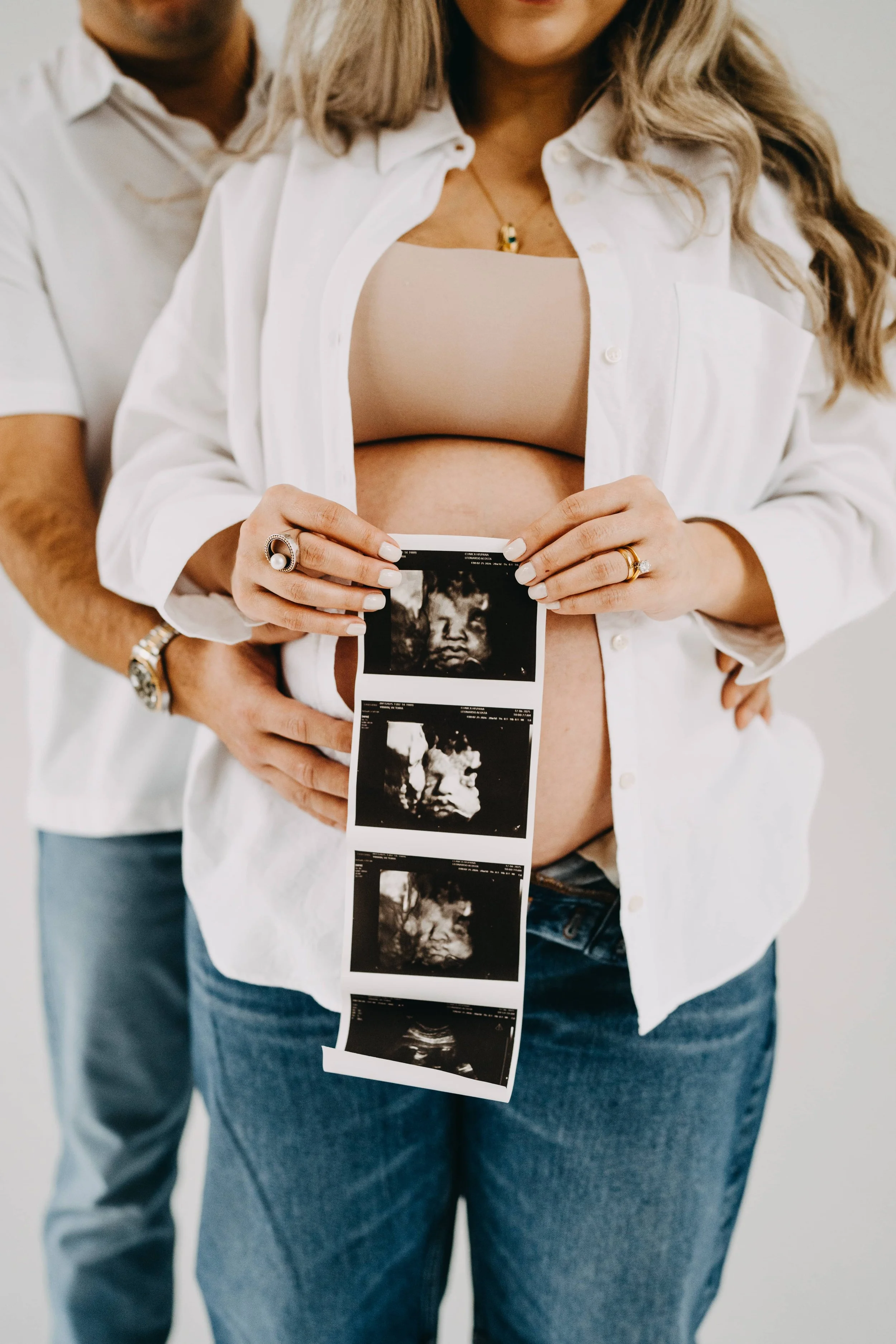 Maternity studio session.jpg