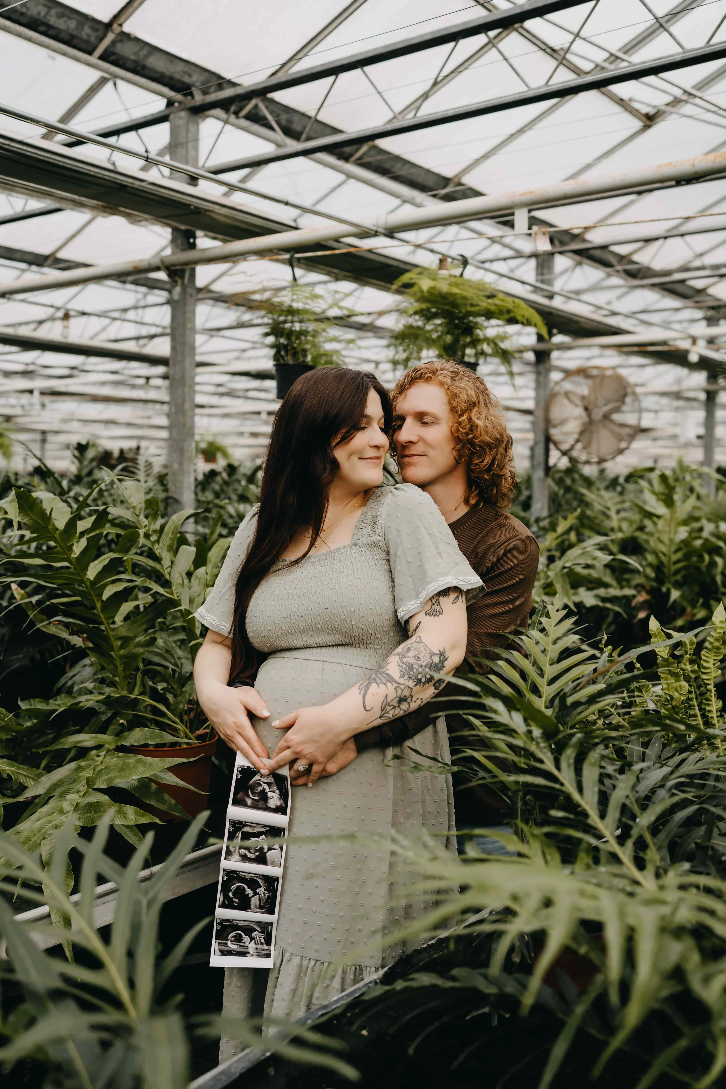 Couple maternity session Nashville.jpg