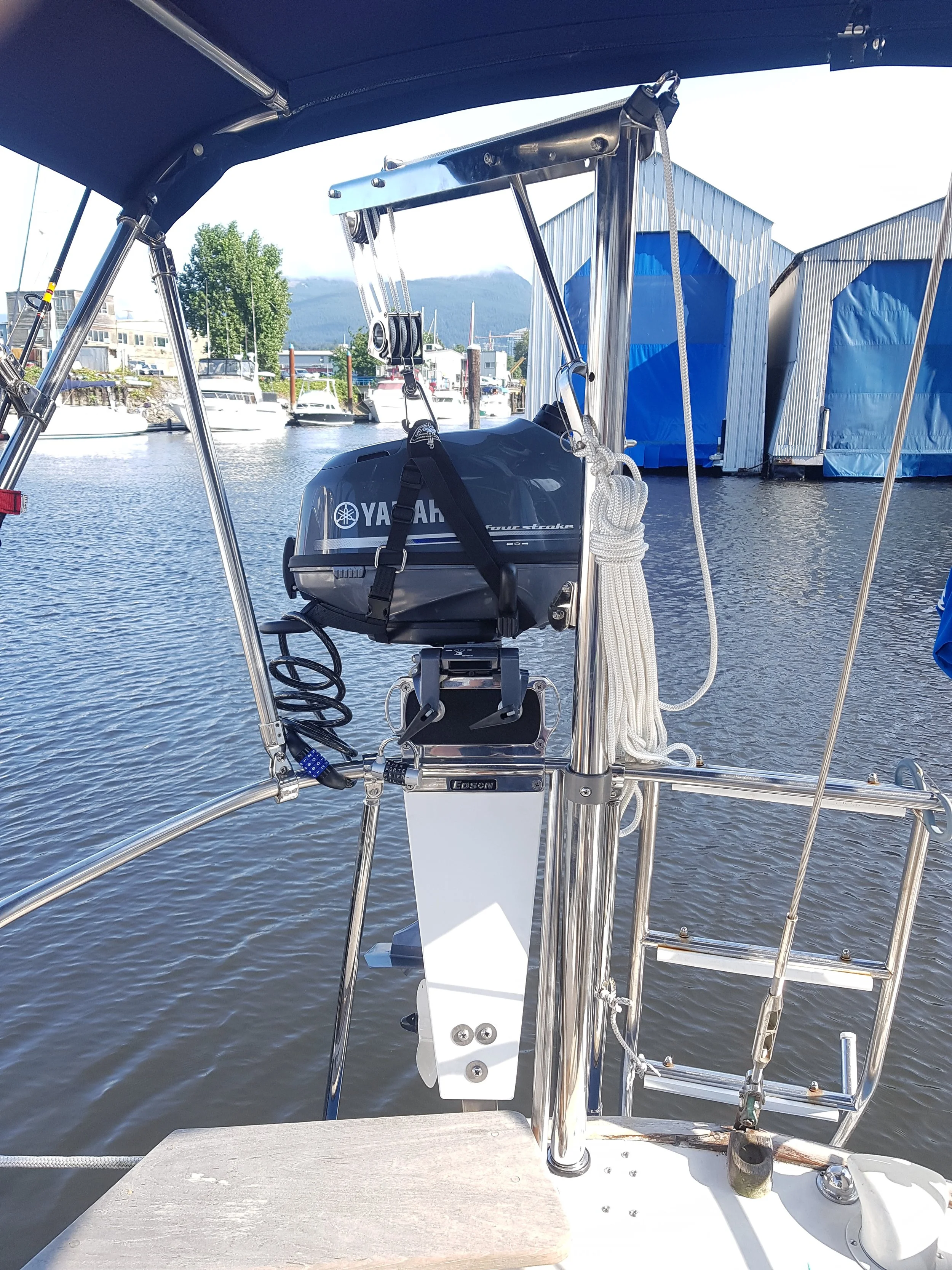 Custom Fabrication Stainless Steel Outboard Motor Hoist and Mount