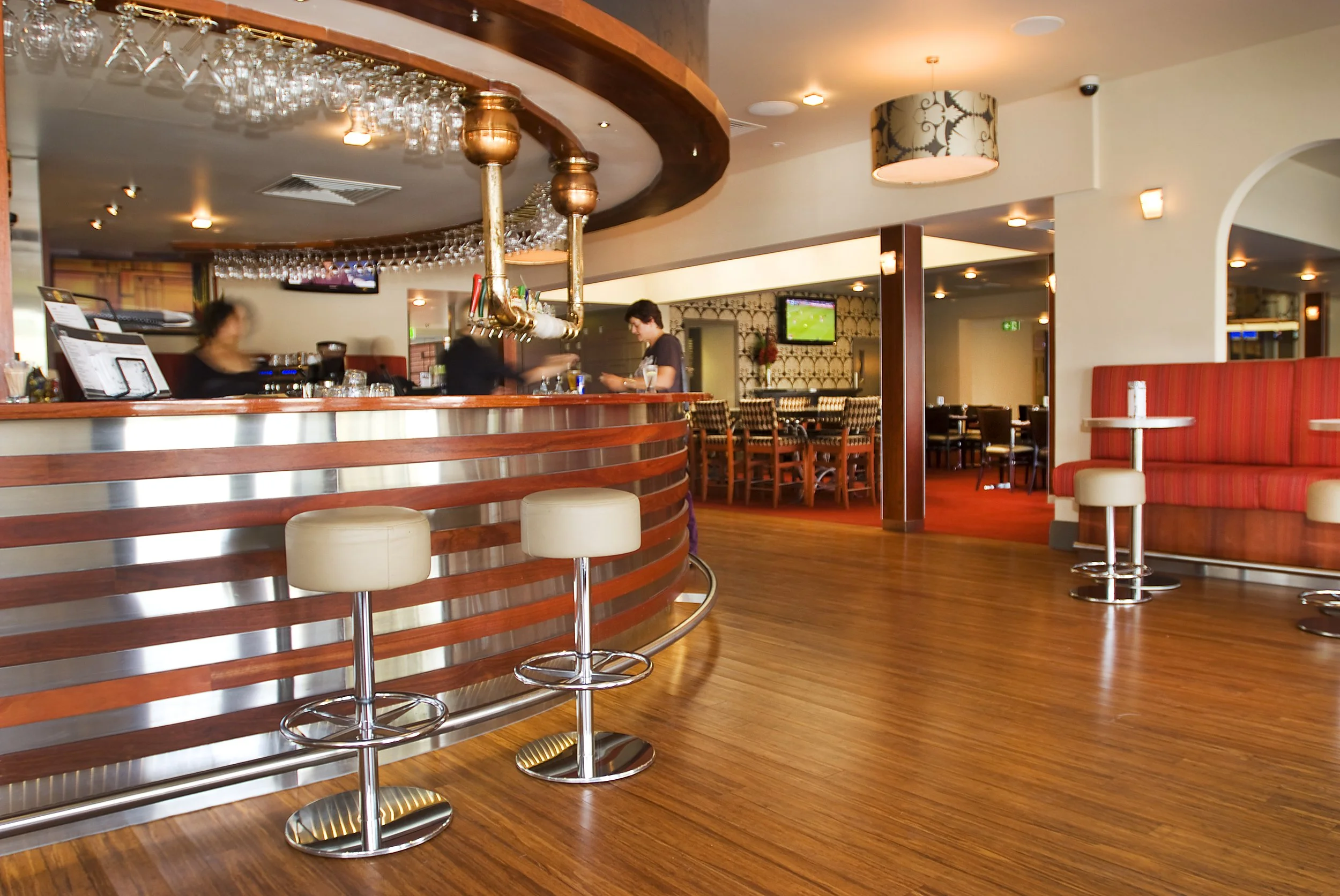 Royal Oak Hotel — Matthews Architects