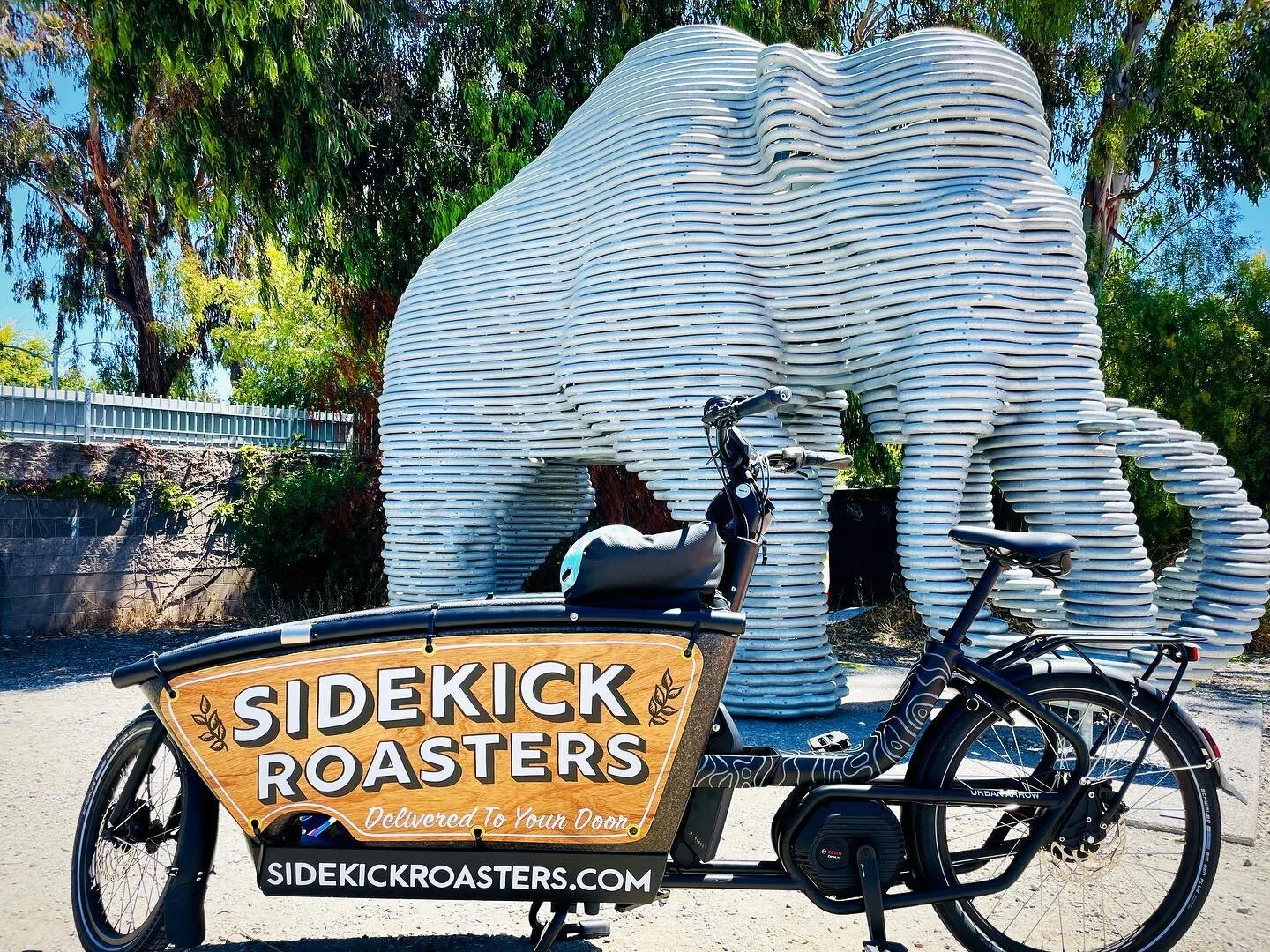 Super fun delivery ride today! Stopping along the way to check out local art with my sidekick!