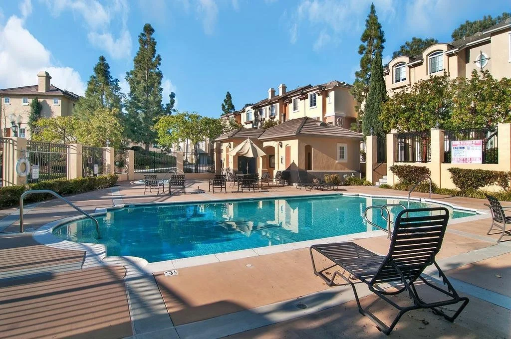 Regents Square Pic - 2.jpg