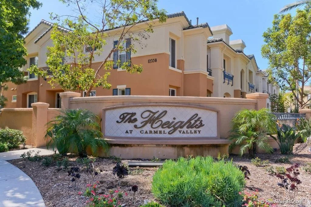 Heights Condos Pic - 3.jpg