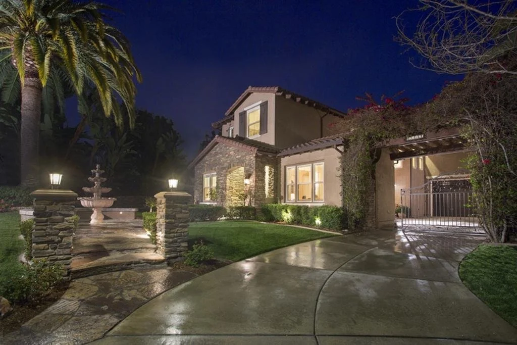 Hunt Club Pic - 2.jpg