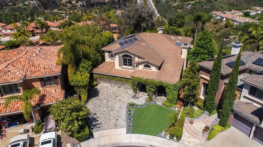 Private Collection Pic - 1.jpg