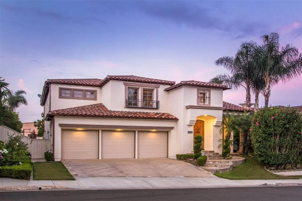 Private Collection Pic - 3.jpg