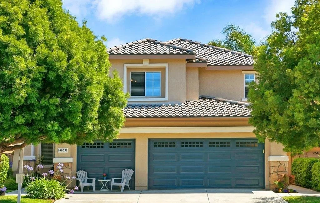 Watercolors Pic - 3.jpg