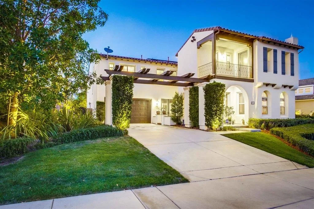 Derby Hill Pic - 2.jpg