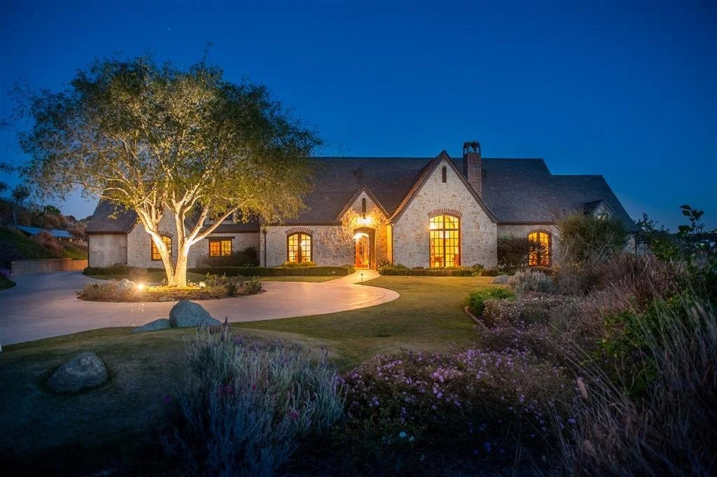 Silver Oaks Estates Pic - 1.jpg