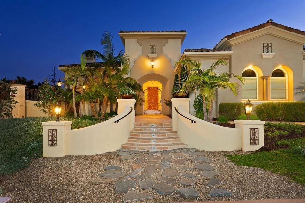 Valencia Pic - 2.jpg