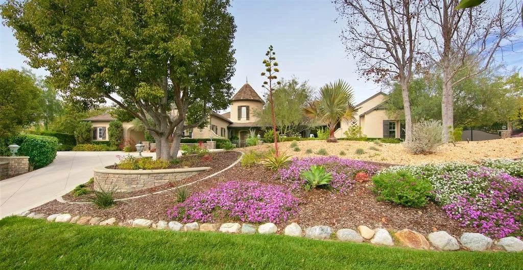 Fairbank Highlands Estates Pic - 1.jpg