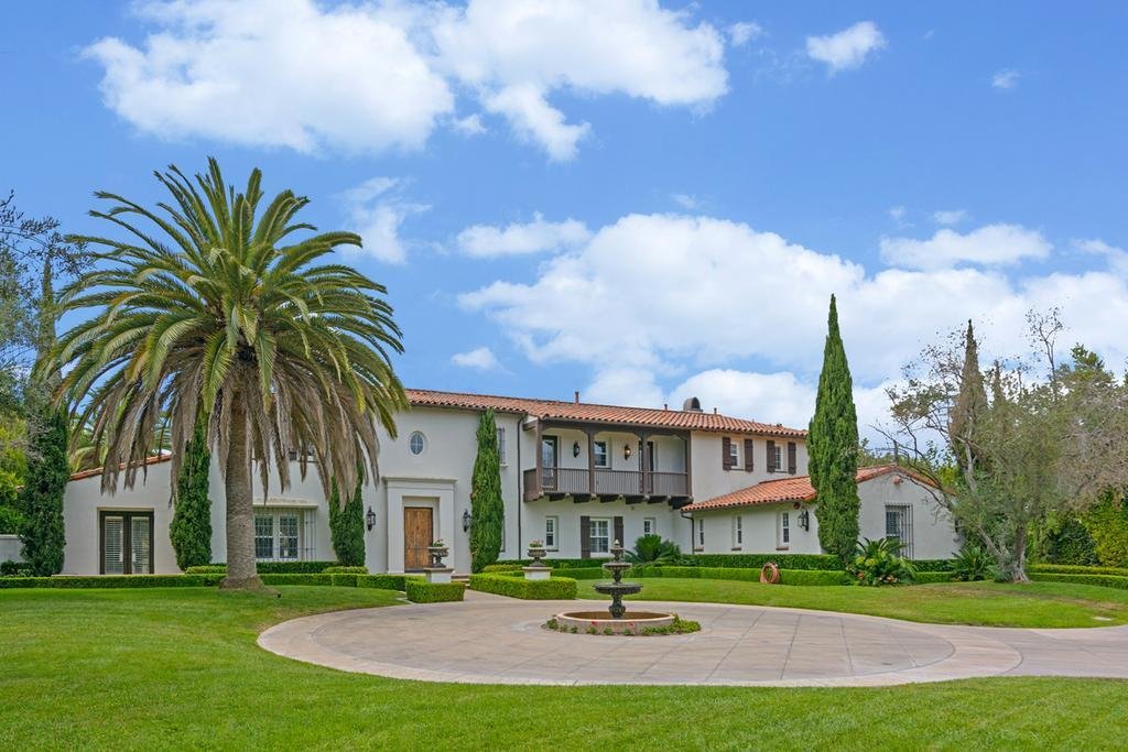 Fairbank Highlands Estates Pic - 3.jpg