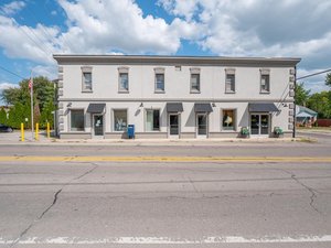 Commercial Leasing Opportunity: Maxwell, Indiana Flex Space