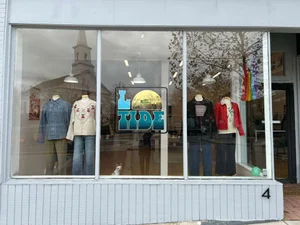 Lo Tide: A Little West Coast Cool in Downtown Maynard