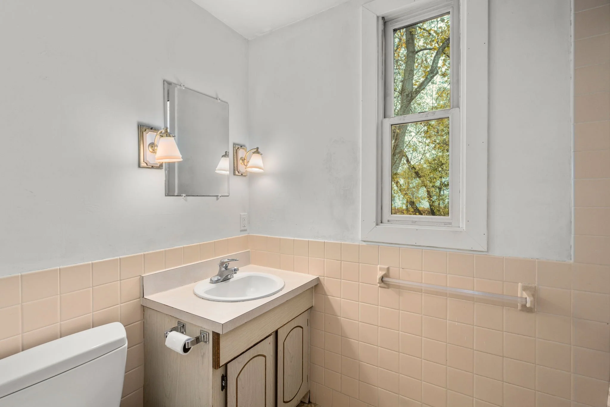 6-web-or-mls-Interior (5 of 16).jpg