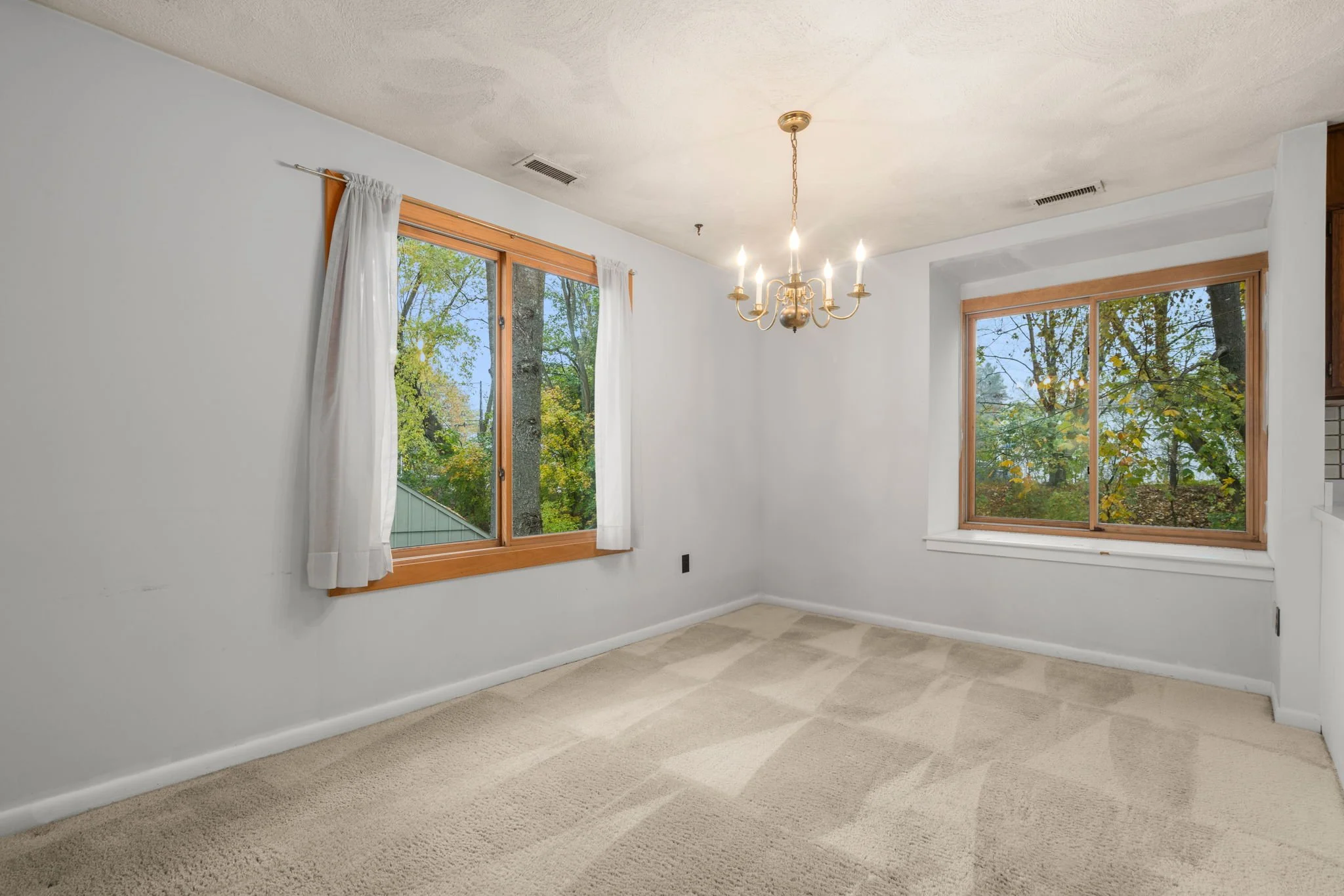 13-web-or-mls-Interior (12 of 16).jpg