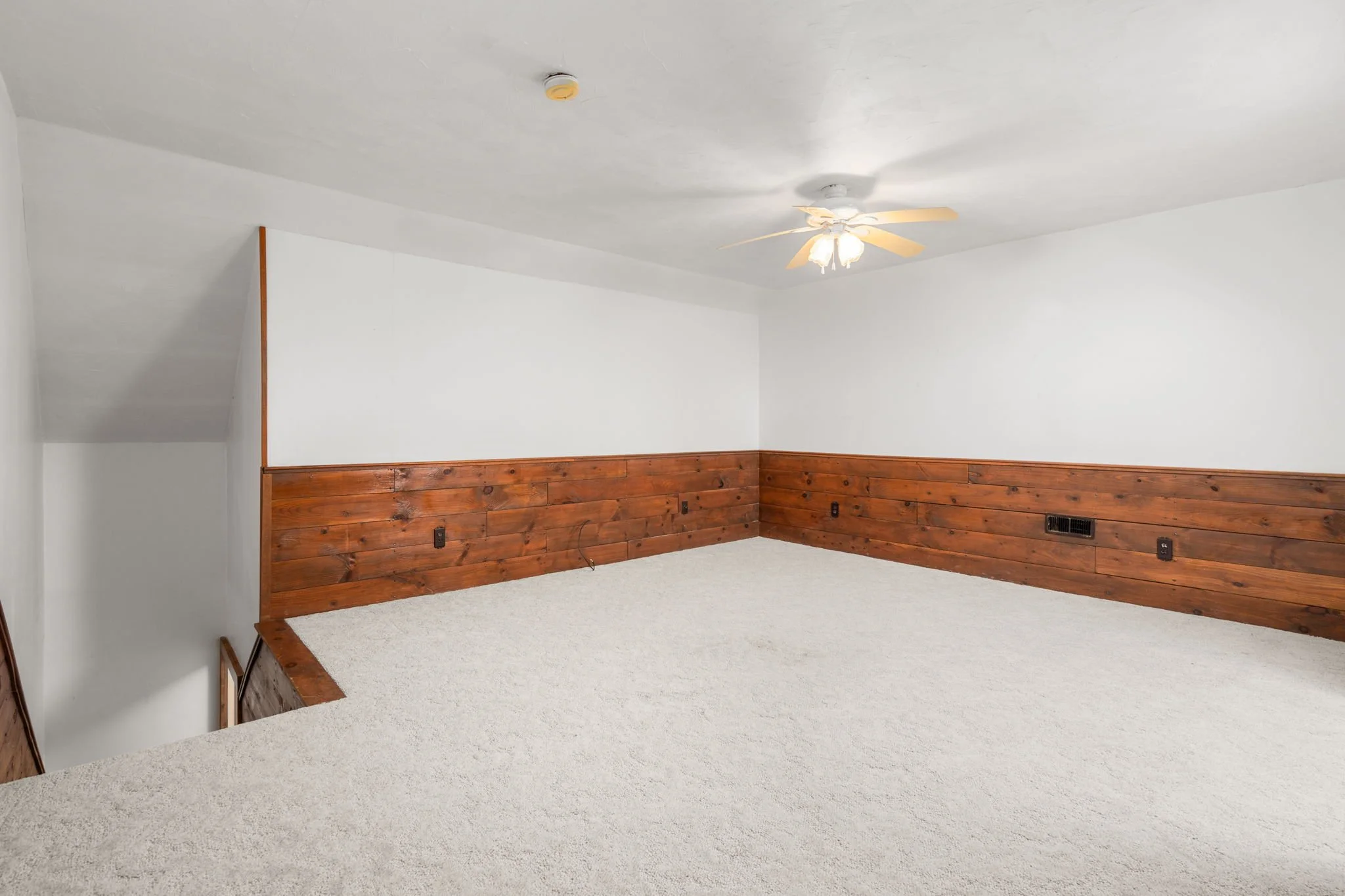 2-web-or-mls-Interior (1 of 23).jpg
