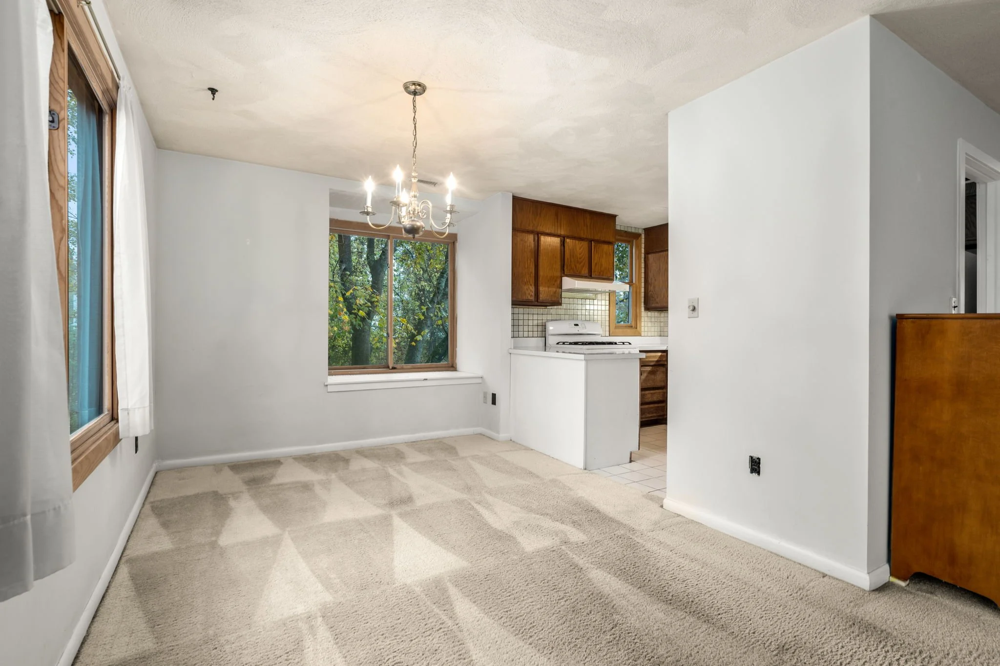 12-web-or-mls-Interior (11 of 16).jpg