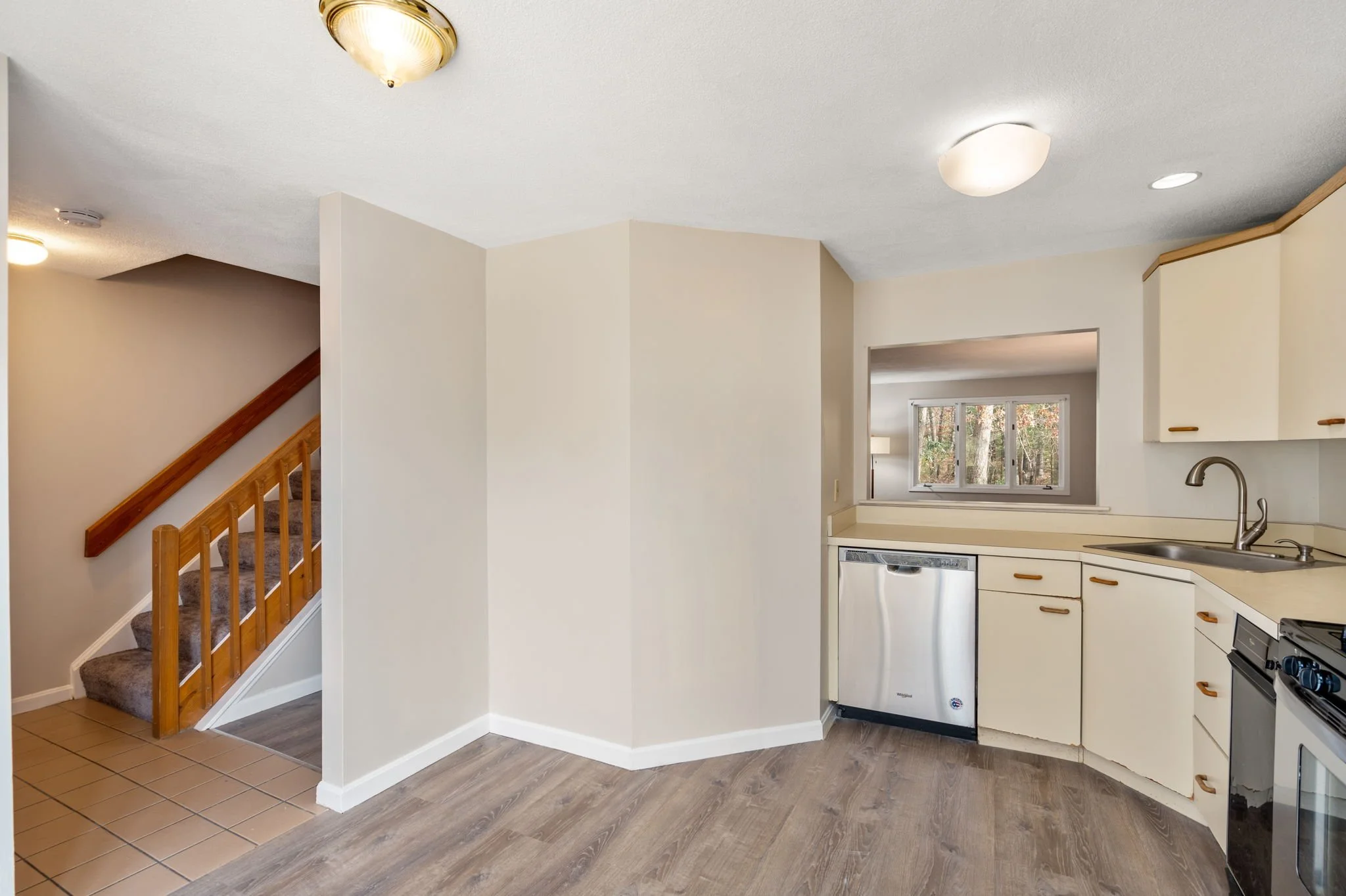 15-web-or-mls-Interior (14 of 17).jpg