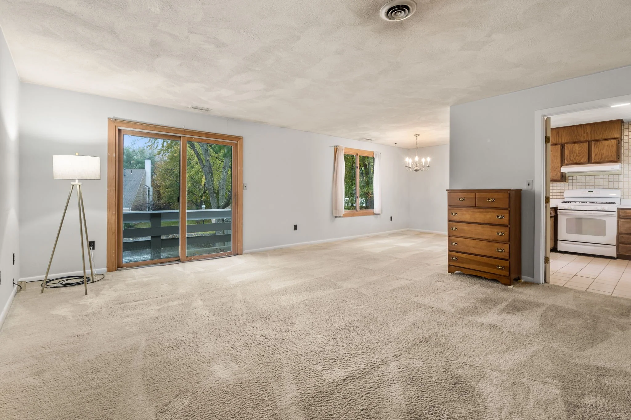 9-web-or-mls-Interior (8 of 16).jpg