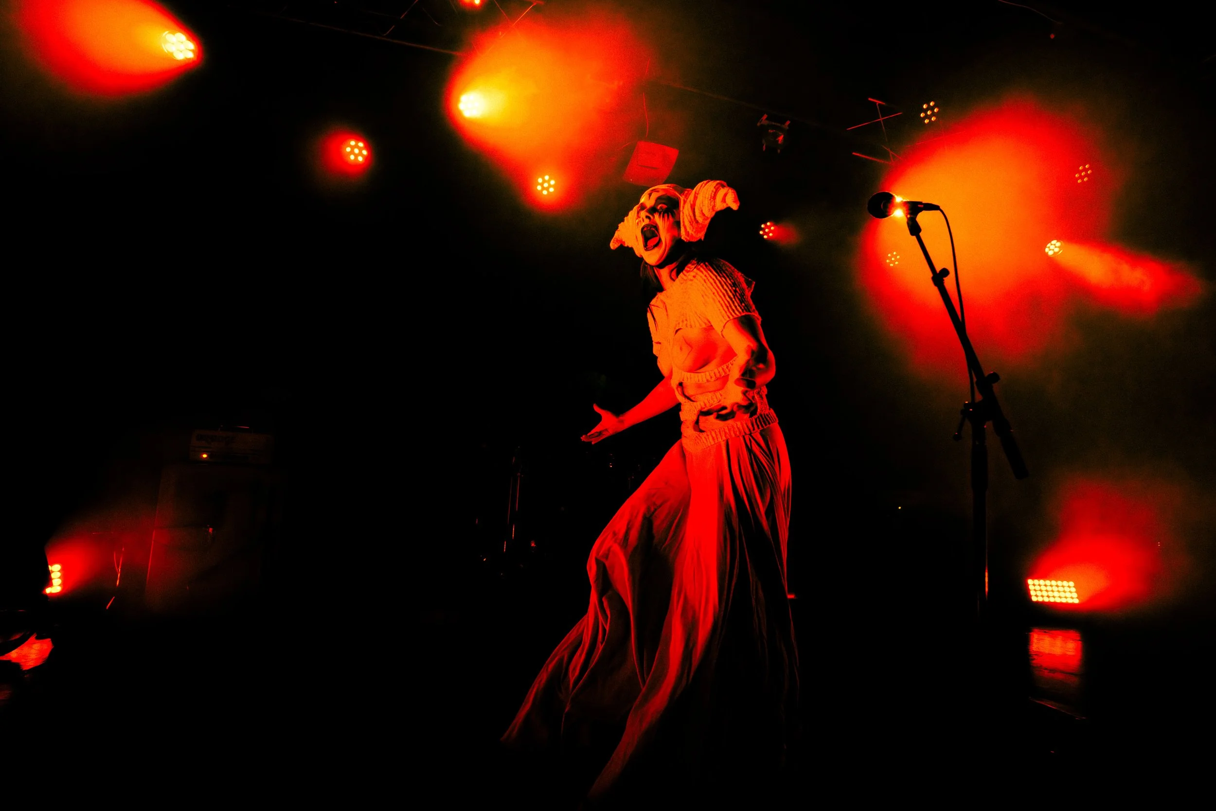 WITCH CLUB SATAN_AMSTERDAM BAR AND HALL_06082026_Laura Buhman-00424.jpg