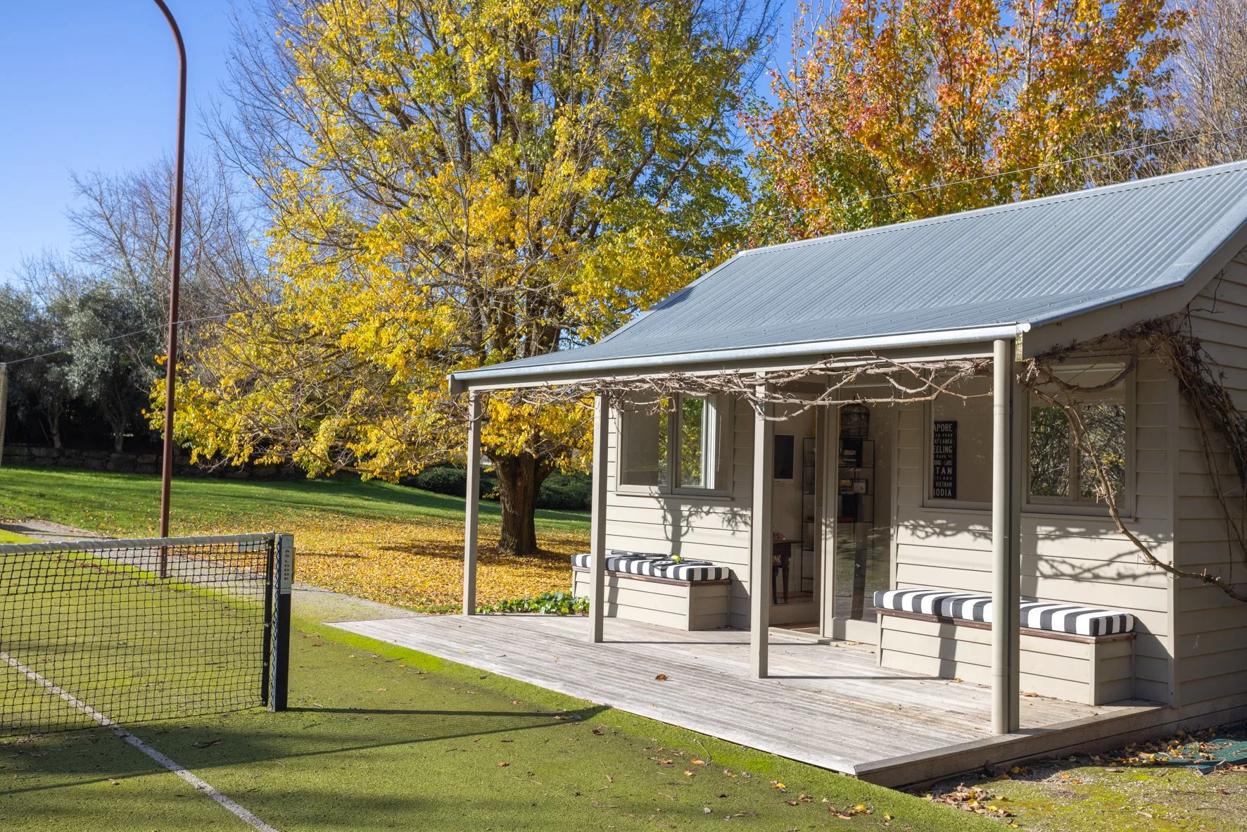 Lauriston River House Flophouse-77.jpg