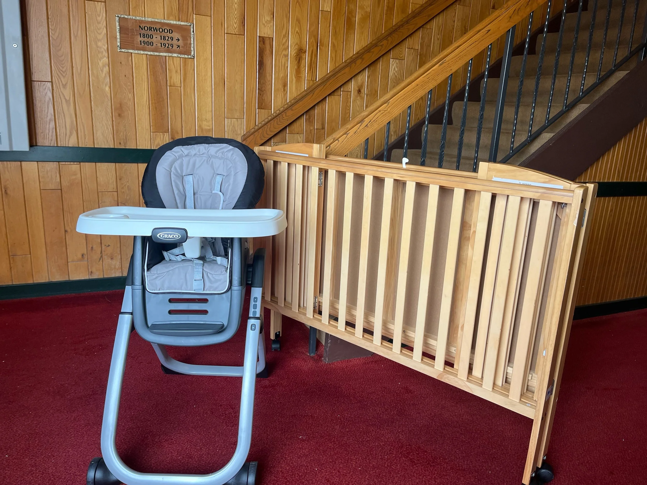 Full size crib, Graco Duo Diner High Chair at Lake Lawn Resort in Delavan