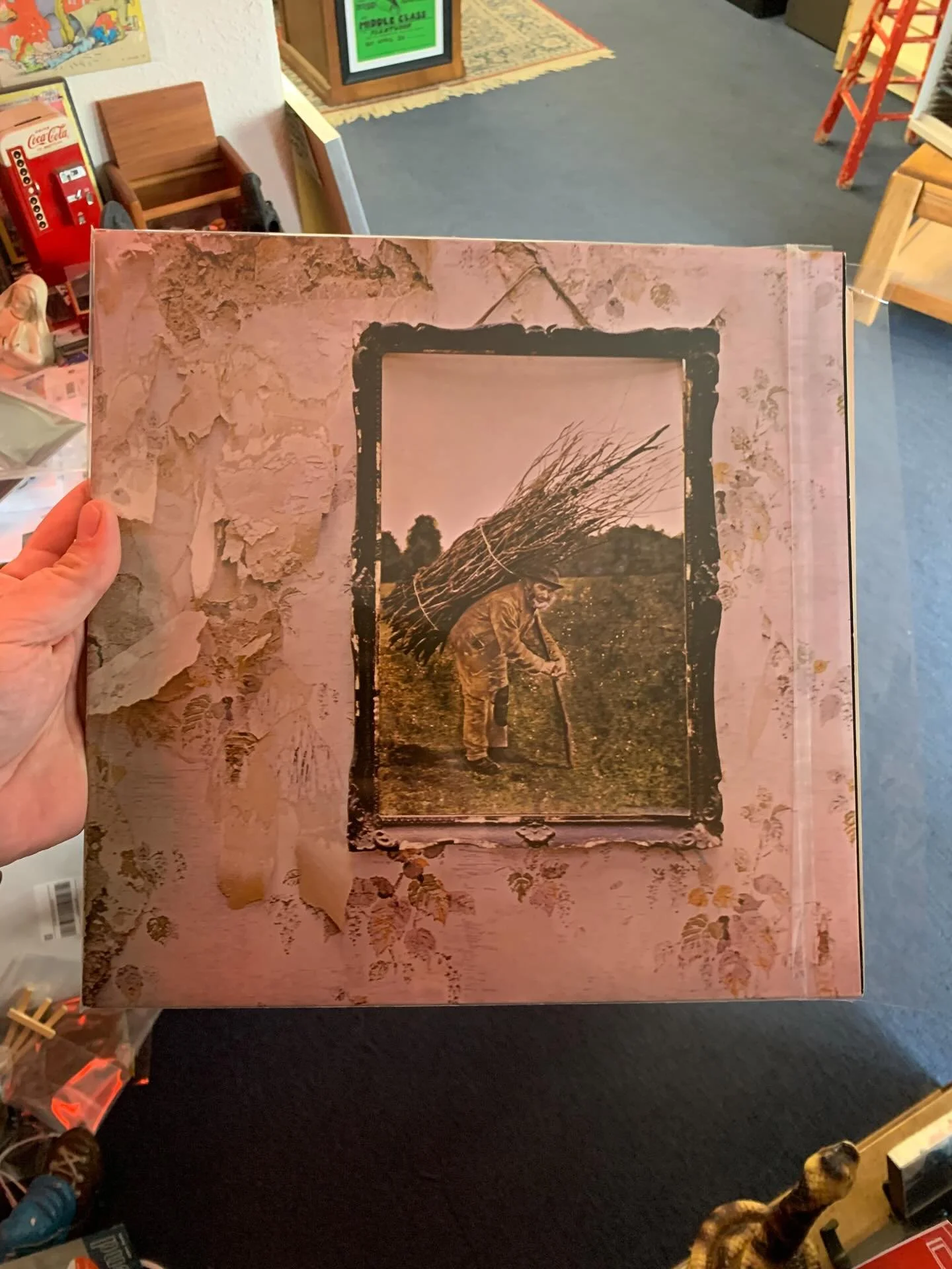Led Zeppelin - Led Zeppelin IV @soundannex

&mdash;&mdash;

&ldquo;Sound Annex&rdquo;

LP&rsquo;s CD&rsquo;s DVD&rsquo;s Tapes &amp; More

⬛️⚫️🎶 🎛📈✌️