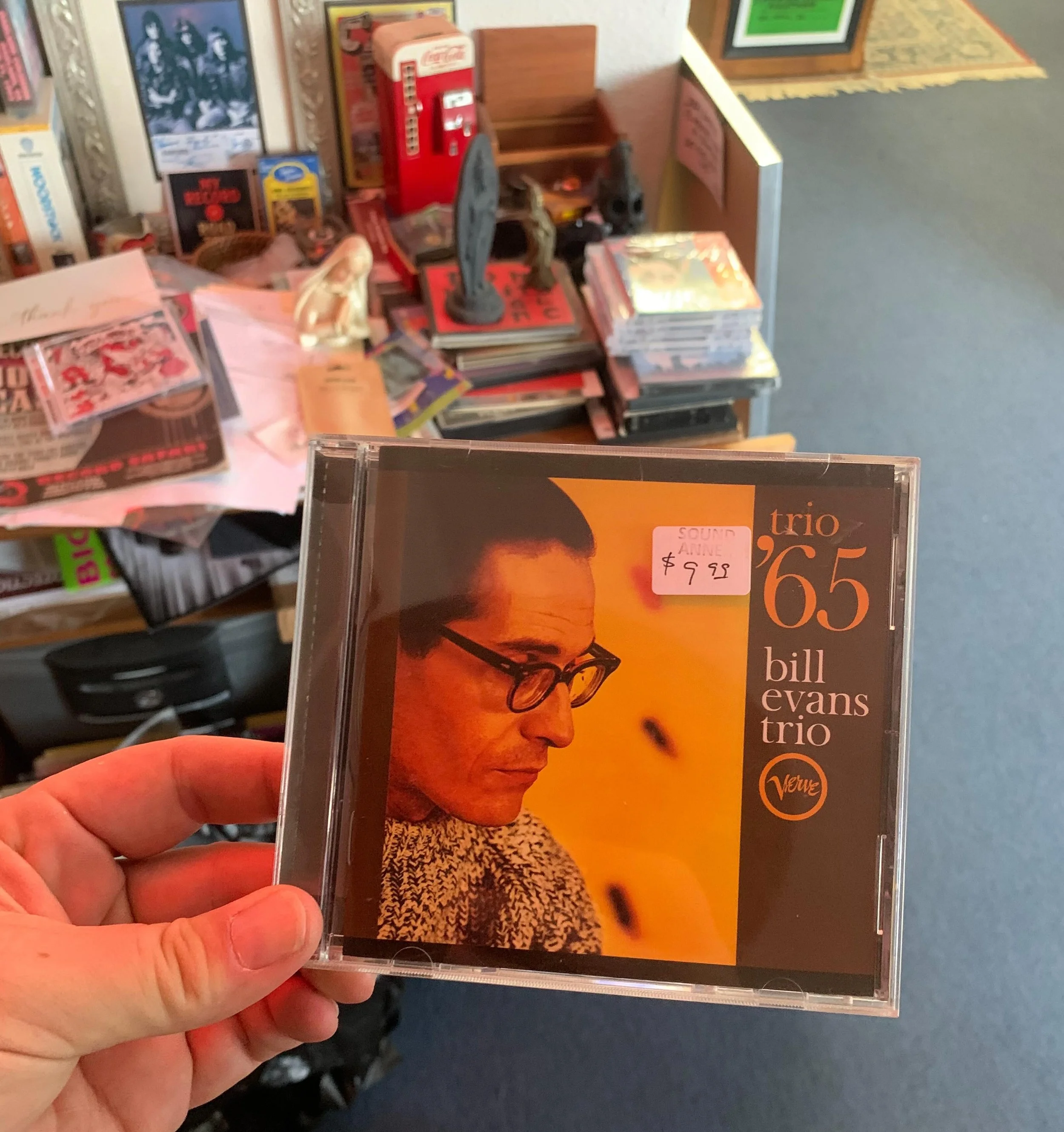 💿: Bill Evans Trio - Trio &lsquo;65 @soundannex 

&mdash;&mdash;

&ldquo;Sound Annex&rdquo;

LP&rsquo;s CD&rsquo;s DVD&rsquo;s Tapes &amp; More

⬛️⚫️🎶 🎛📈✌️

#vinyl #recordsreposted #music #movies recordstore owner soundannex @soundannex yubacity 
