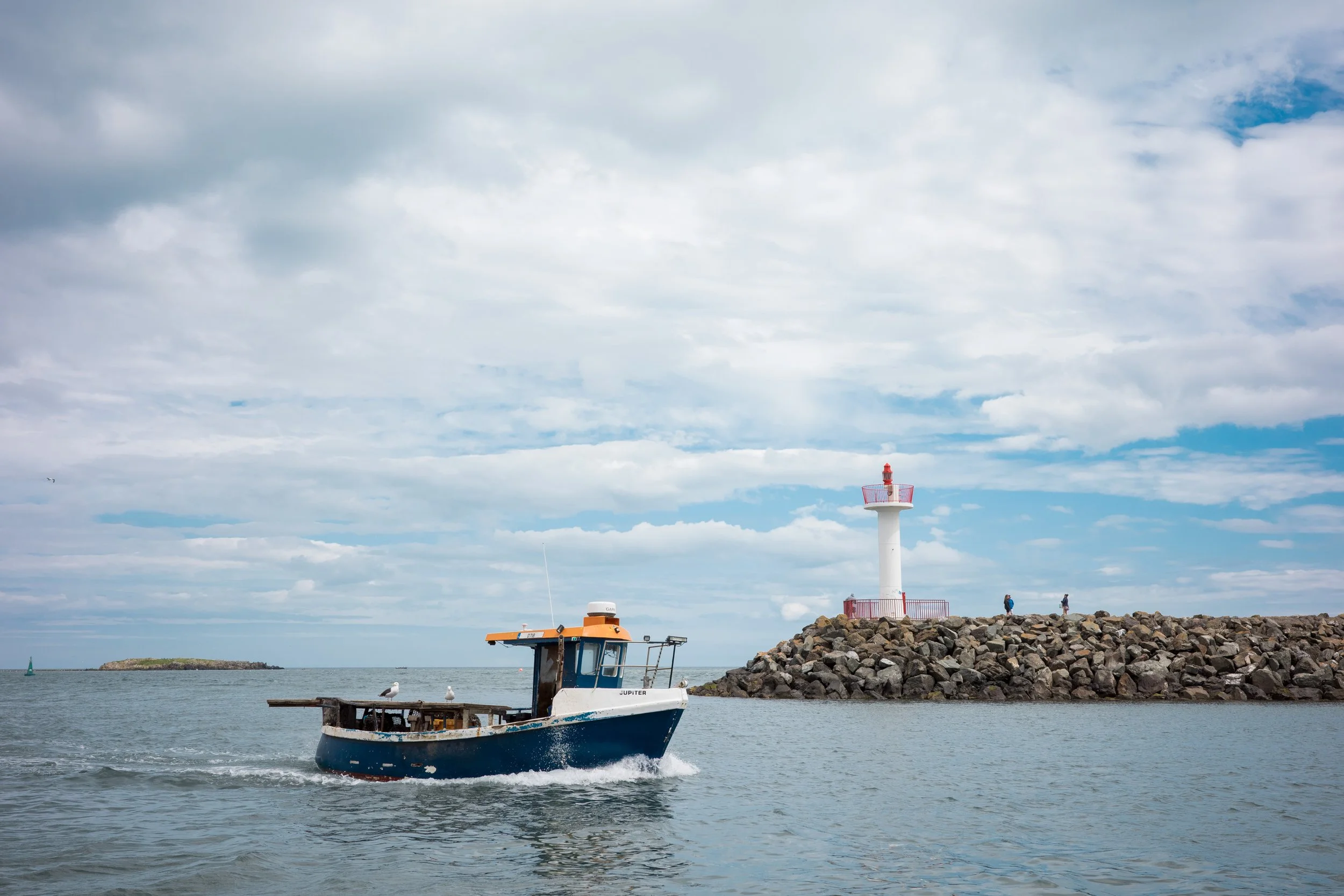 A small tour boat returned to Howth after taking visitors to the Eye of Ireland.