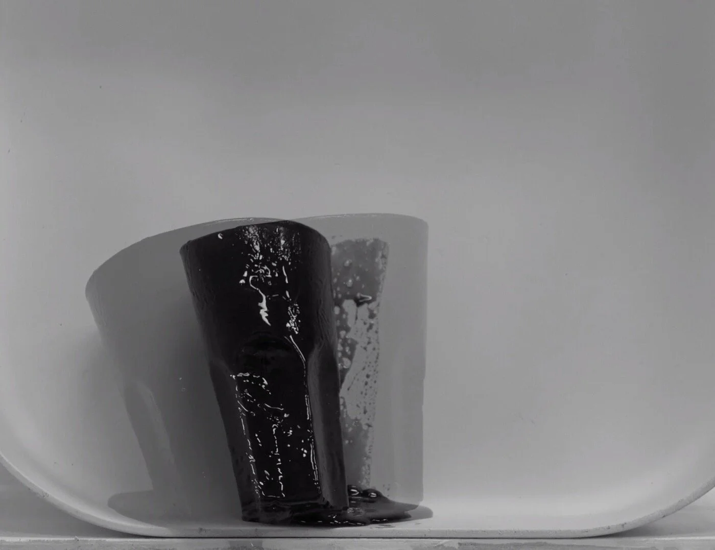 To Sip from the Sweet Cup (swallow the lump of illusion, spit yourself out in shards), 4:3 single-channel video, 2021