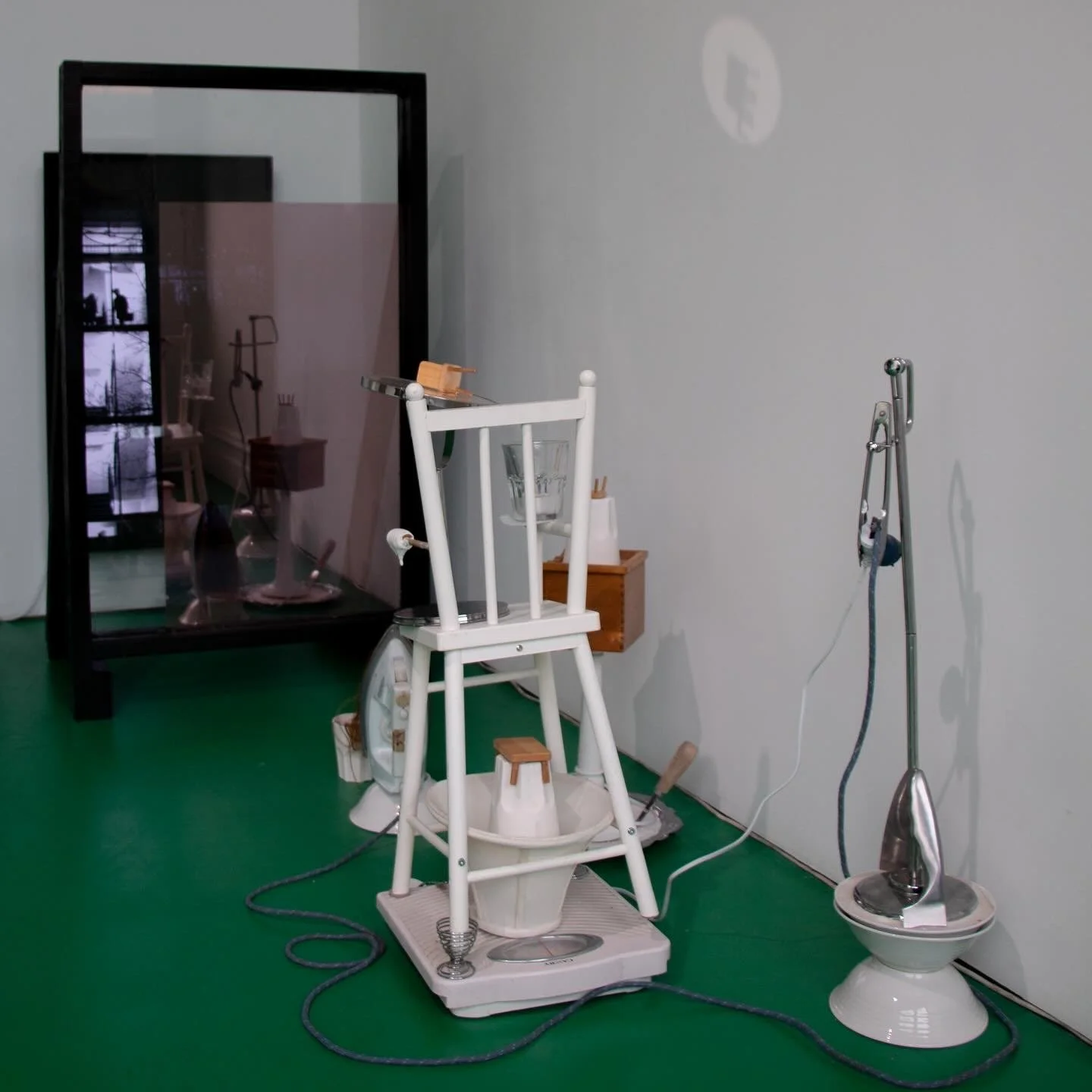 'Metropolis', readymade assemblage, pinewood, looped video on monitor,  'INT.' Green Floor Gallery, 2024