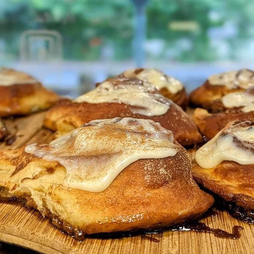 Today is CINNAMON SCROLL TUESDAY 🙌🙌

Our CINNAMON SCROLLS are slightly different to the &ldquo;classic scroll&rdquo;. We make them in house using a brioche dough

You can grab a scroll in person OR you can order for TAKEAWAY PICK UP on our APP or u